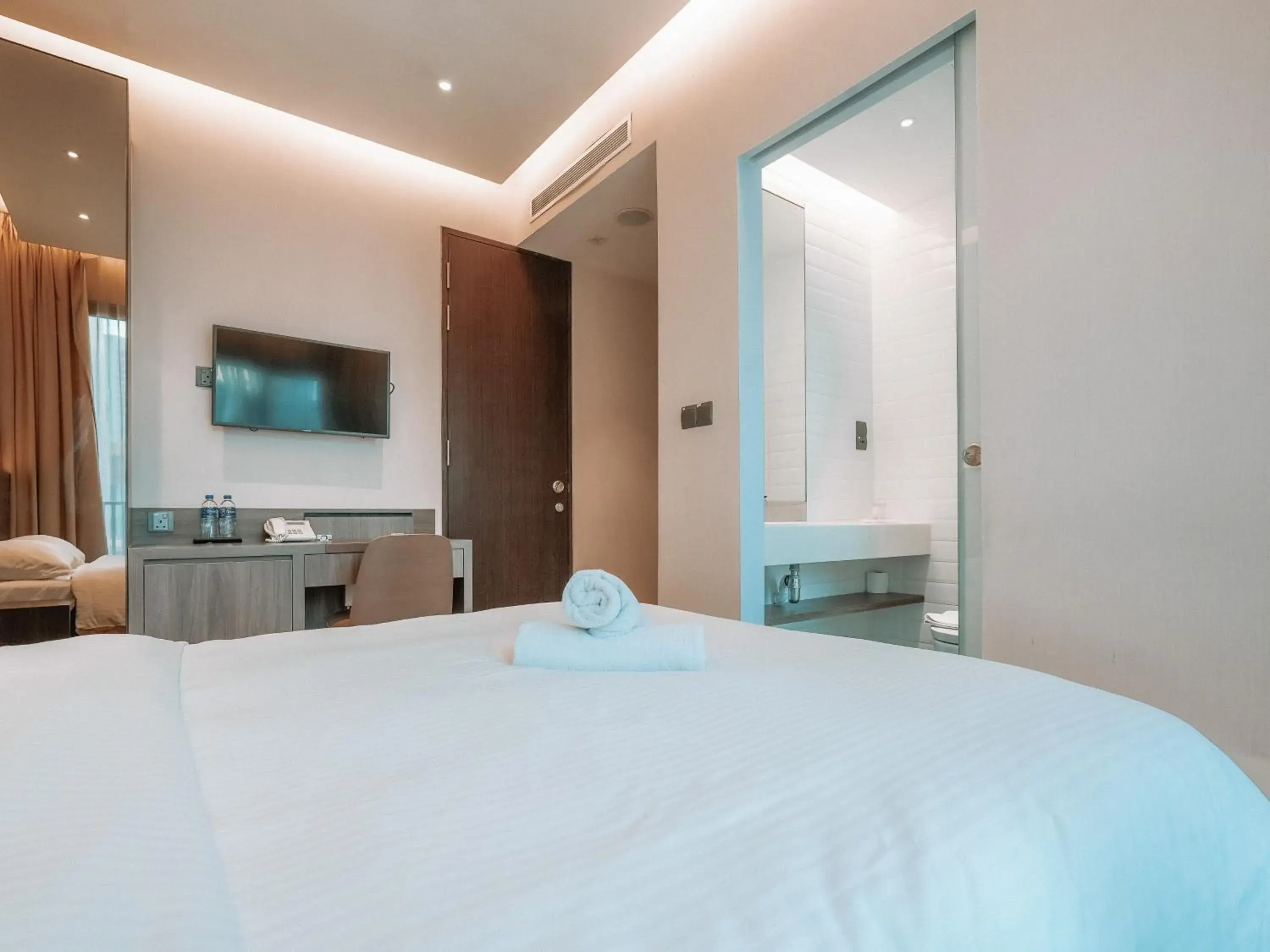 Bed in A Hotel Bugis Bed in A Hotel Bugis