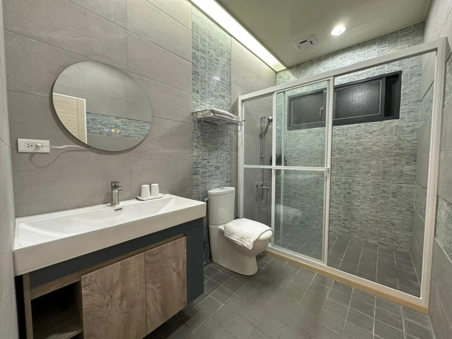 Shower in Lan Yang Resort Four Seasons