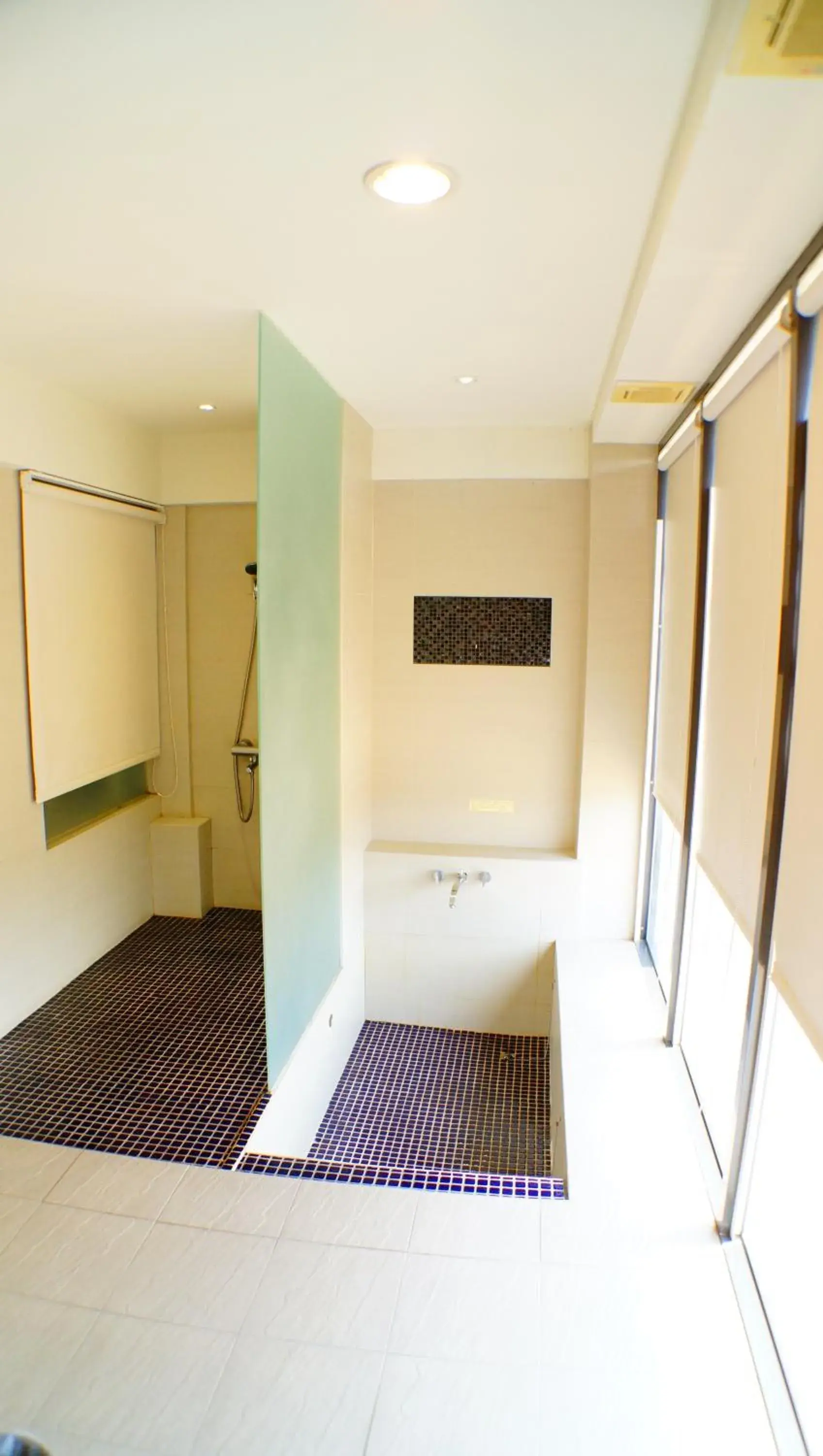 Shower, Bed in Lan Yang Resort Four Seasons