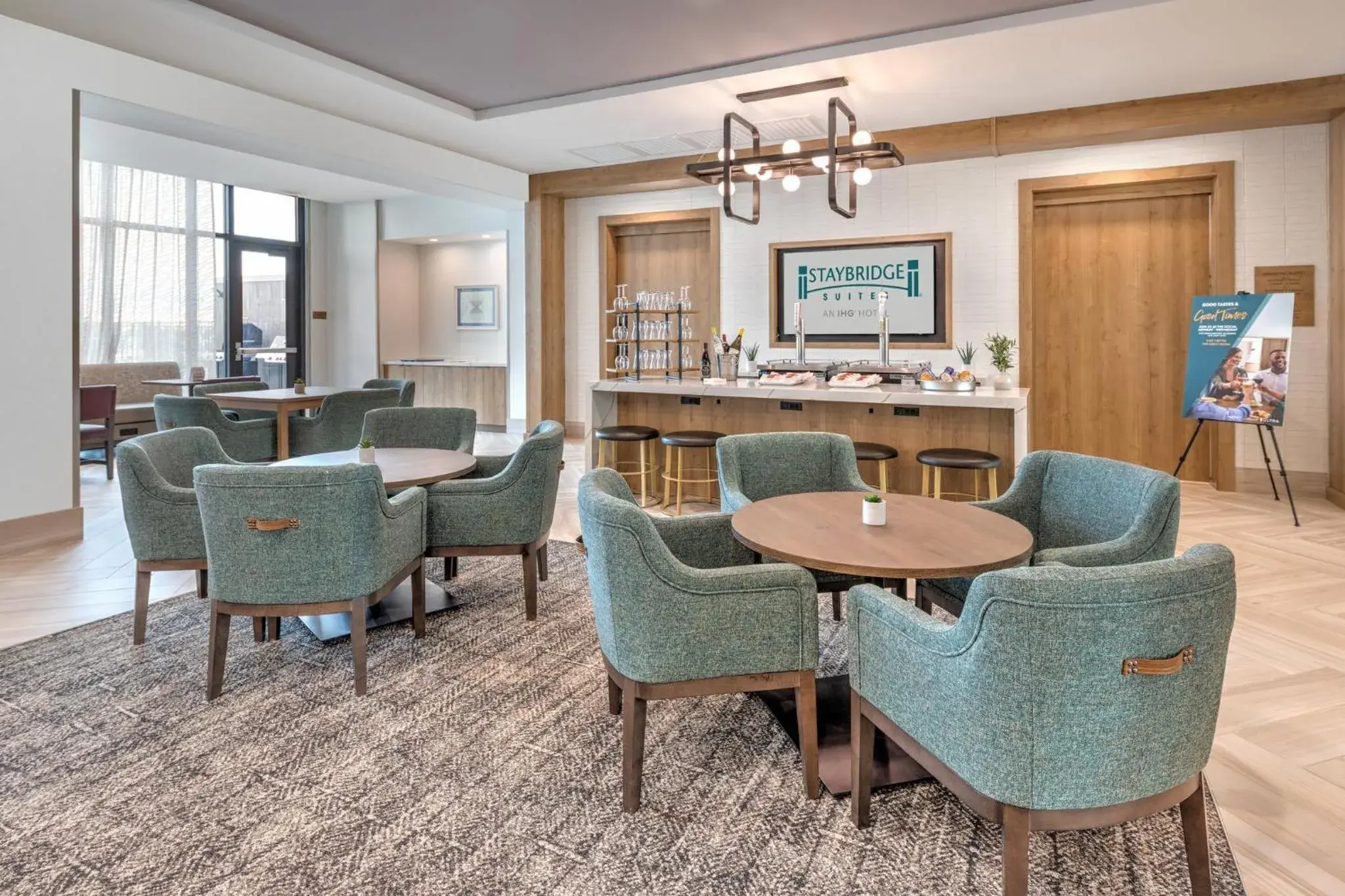 Restaurant/places to eat in Staybridge Suites Port Arthur - by IHG Restaurant/places to eat in Staybridge Suites Port Arthur - by IHG