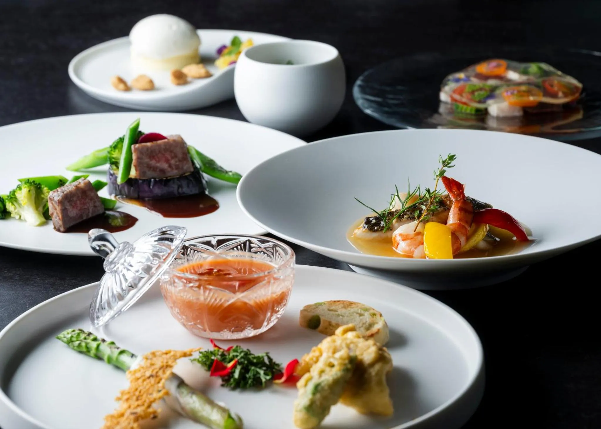 Restaurant/places to eat in Hotel Indigo Nagasaki Glover Street by IHG