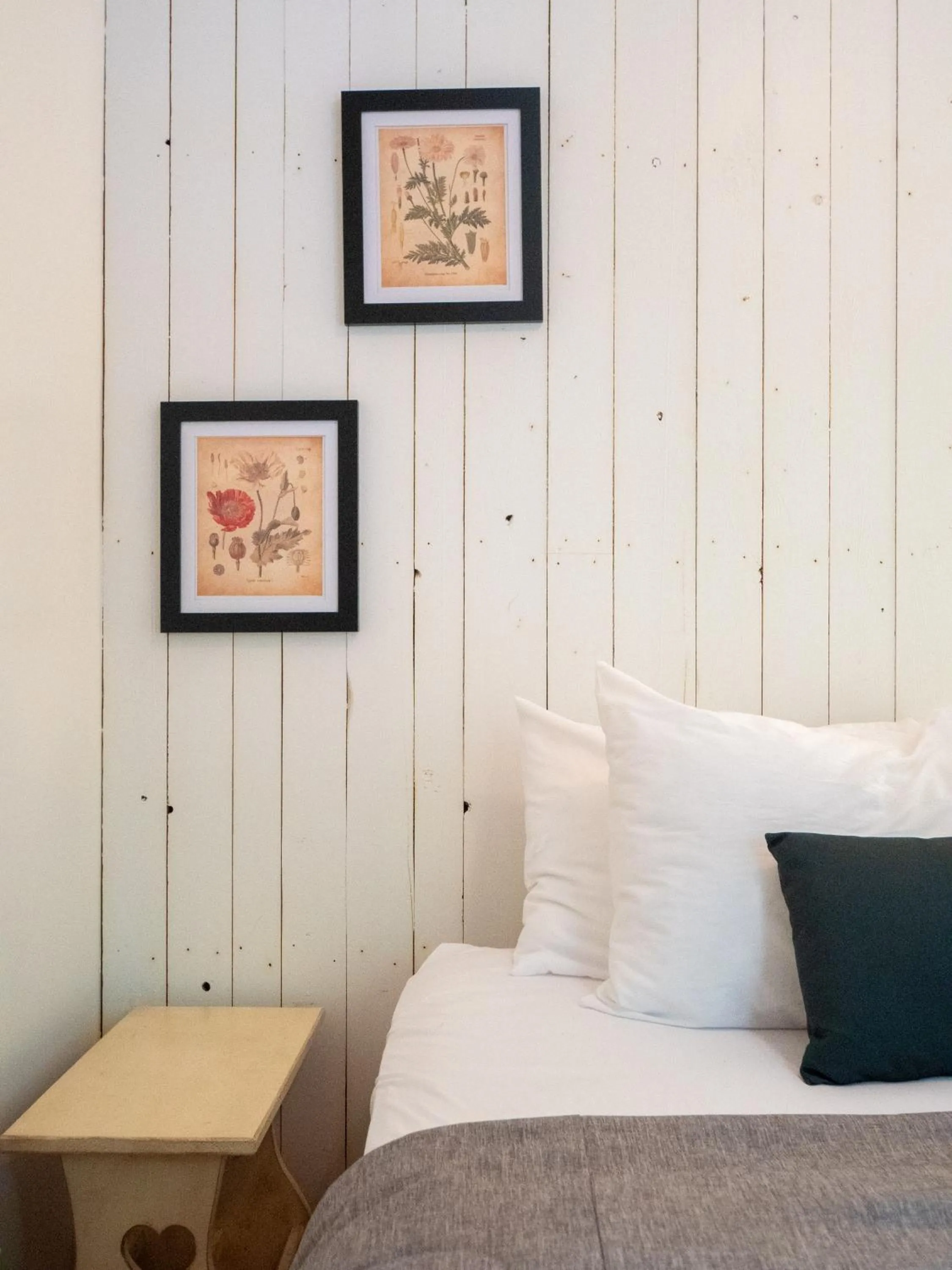 Bedroom, Bed in Domaine Chalets des pins