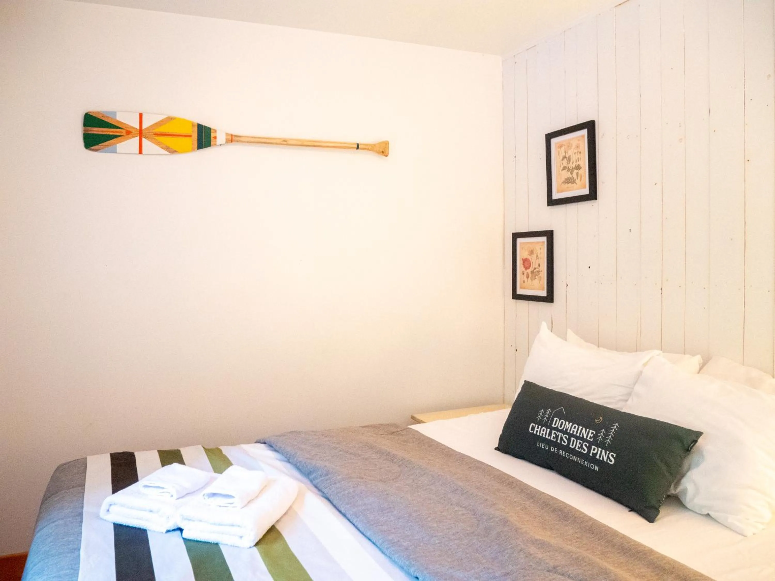 Bedroom, Bed in Domaine Chalets des pins