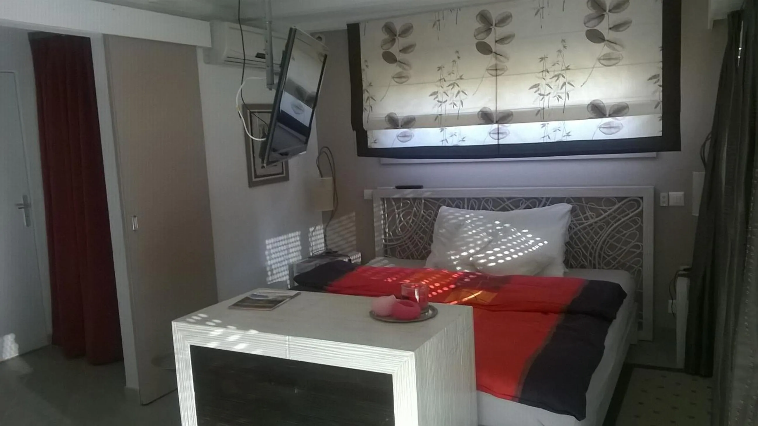 Bed in B&B à la Madeleine