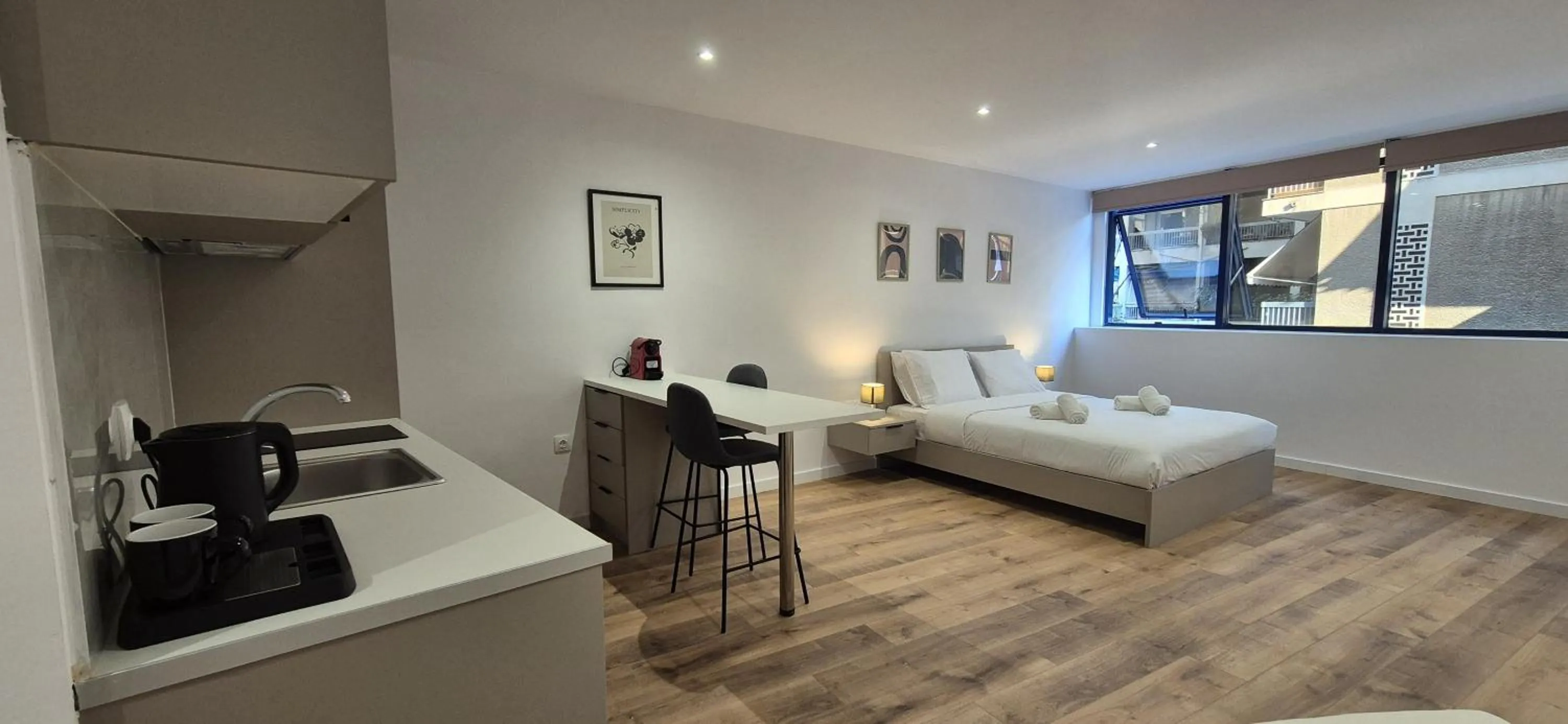 Bed in Figleaf Kypseli