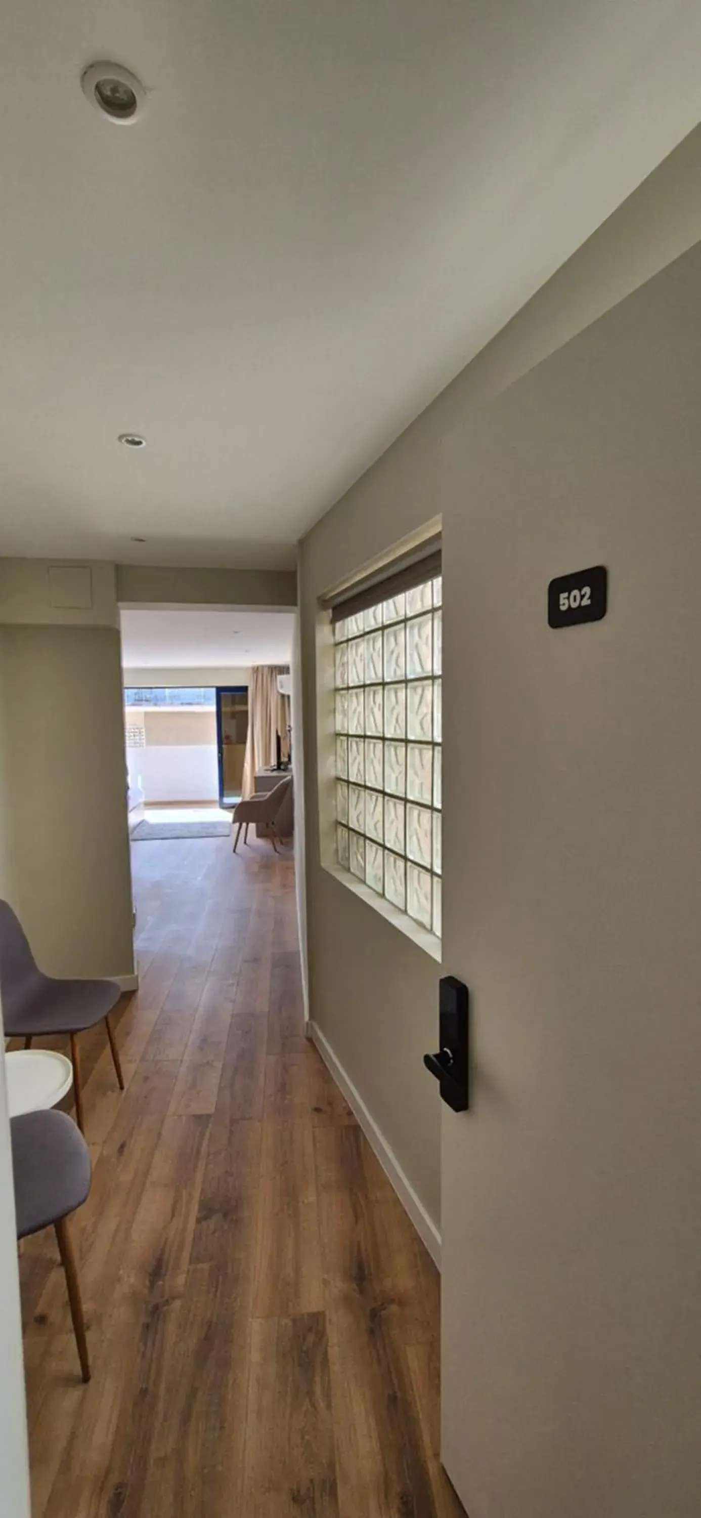 Photo of the whole room in Figleaf Kypseli Photo of the whole room in Figleaf Kypseli