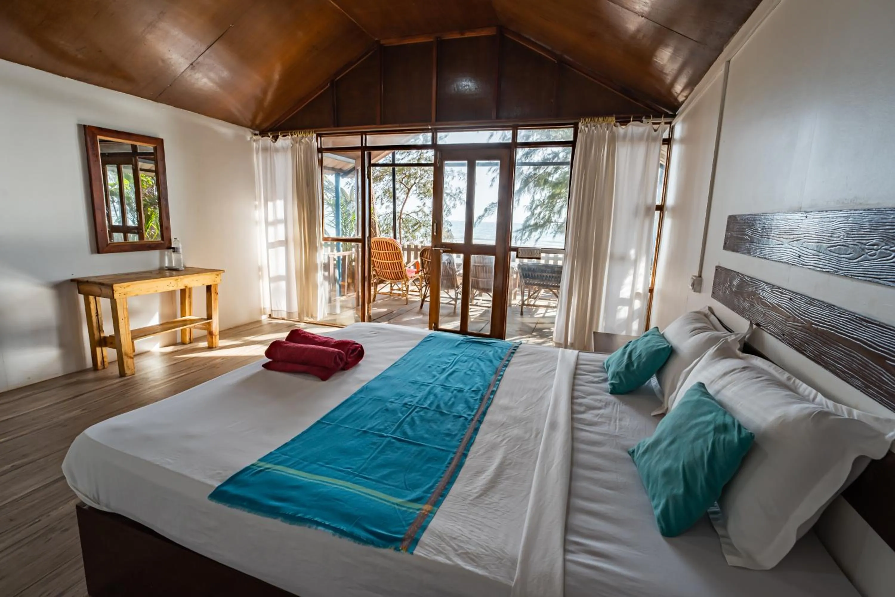 Bed in Peace Garden Beach Resort