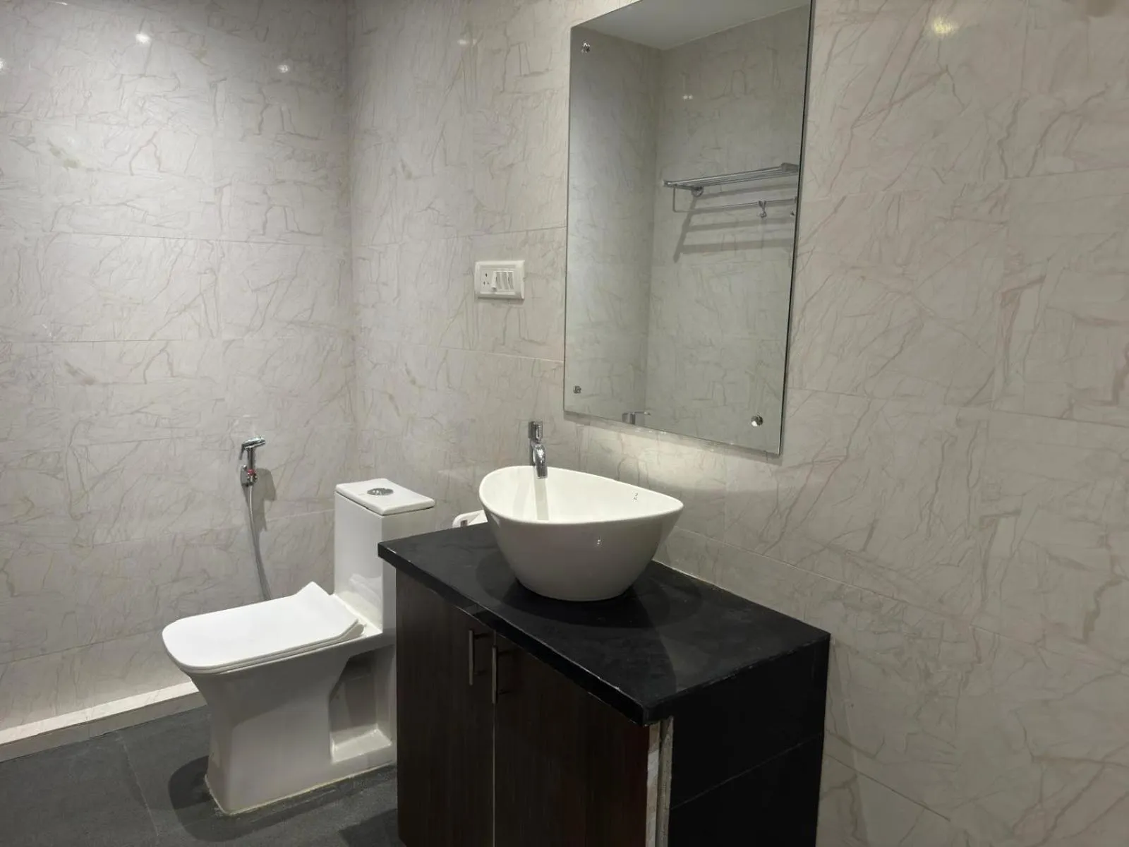 Bathroom in Peace Garden Beach Resort