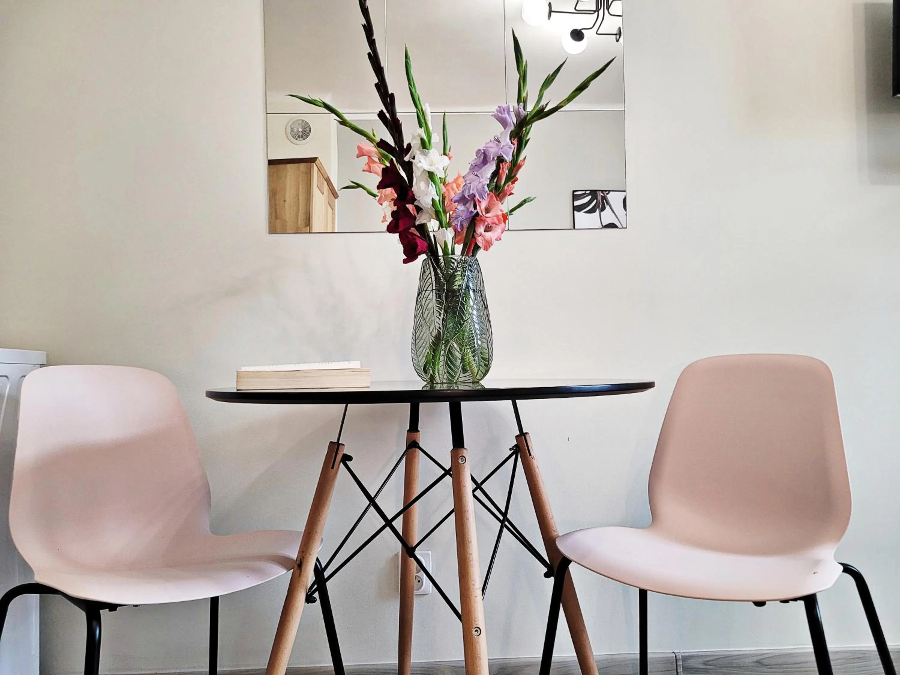 Seating area in DReAM Main Station
