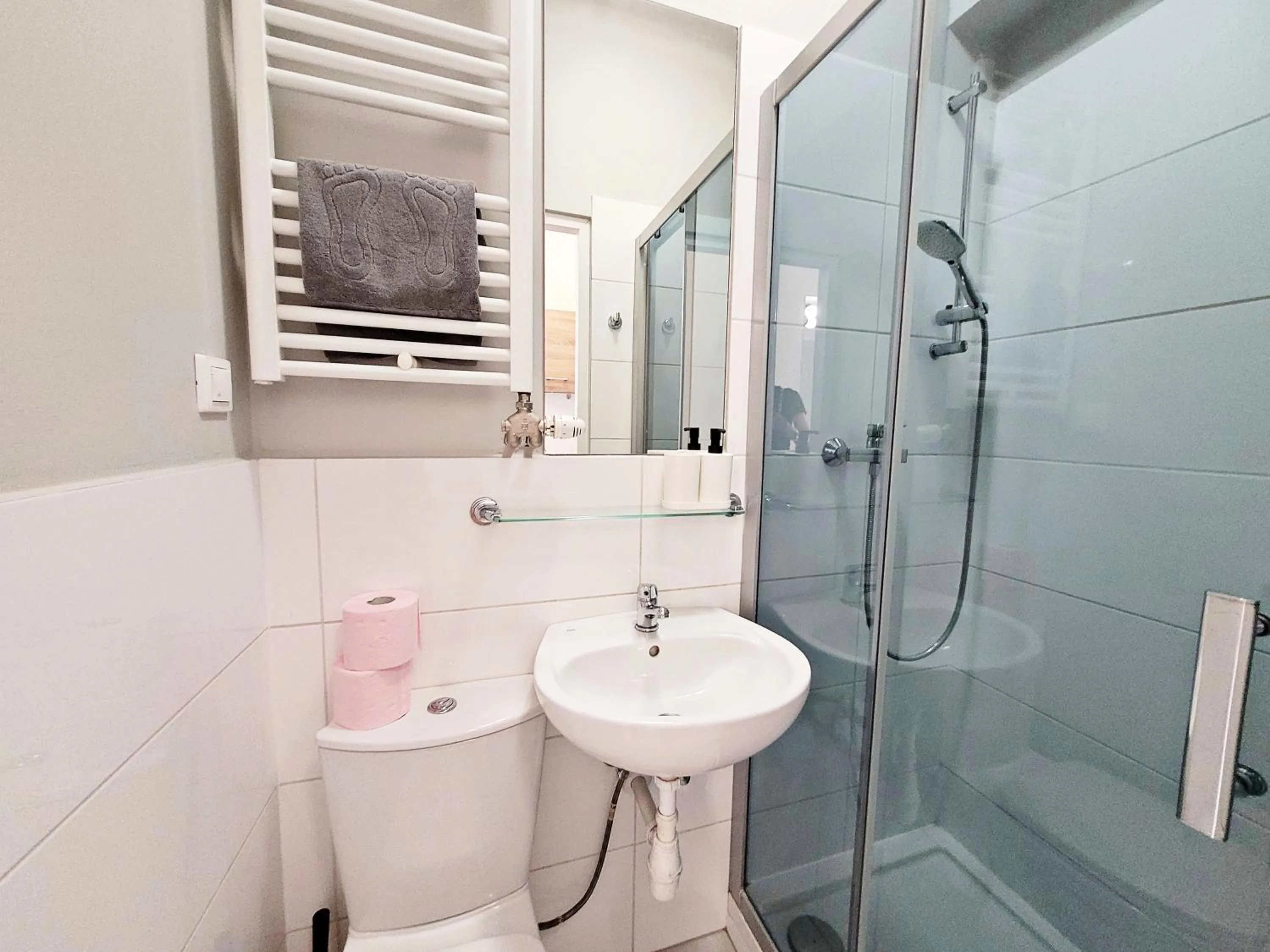 Shower in DReAM Main Station