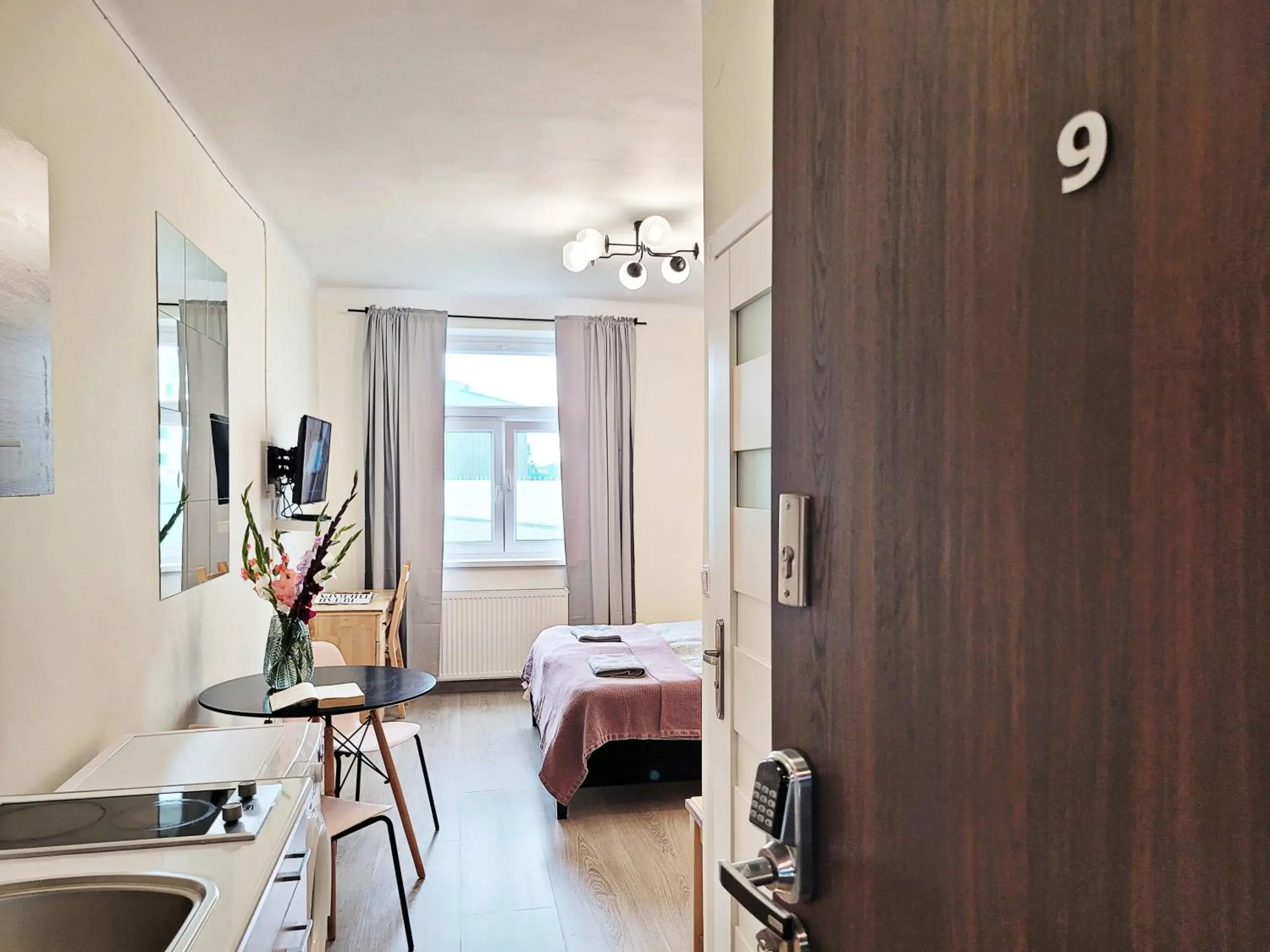 Suite Apartment in DReAM Main Station Suite Apartment in DReAM Main Station