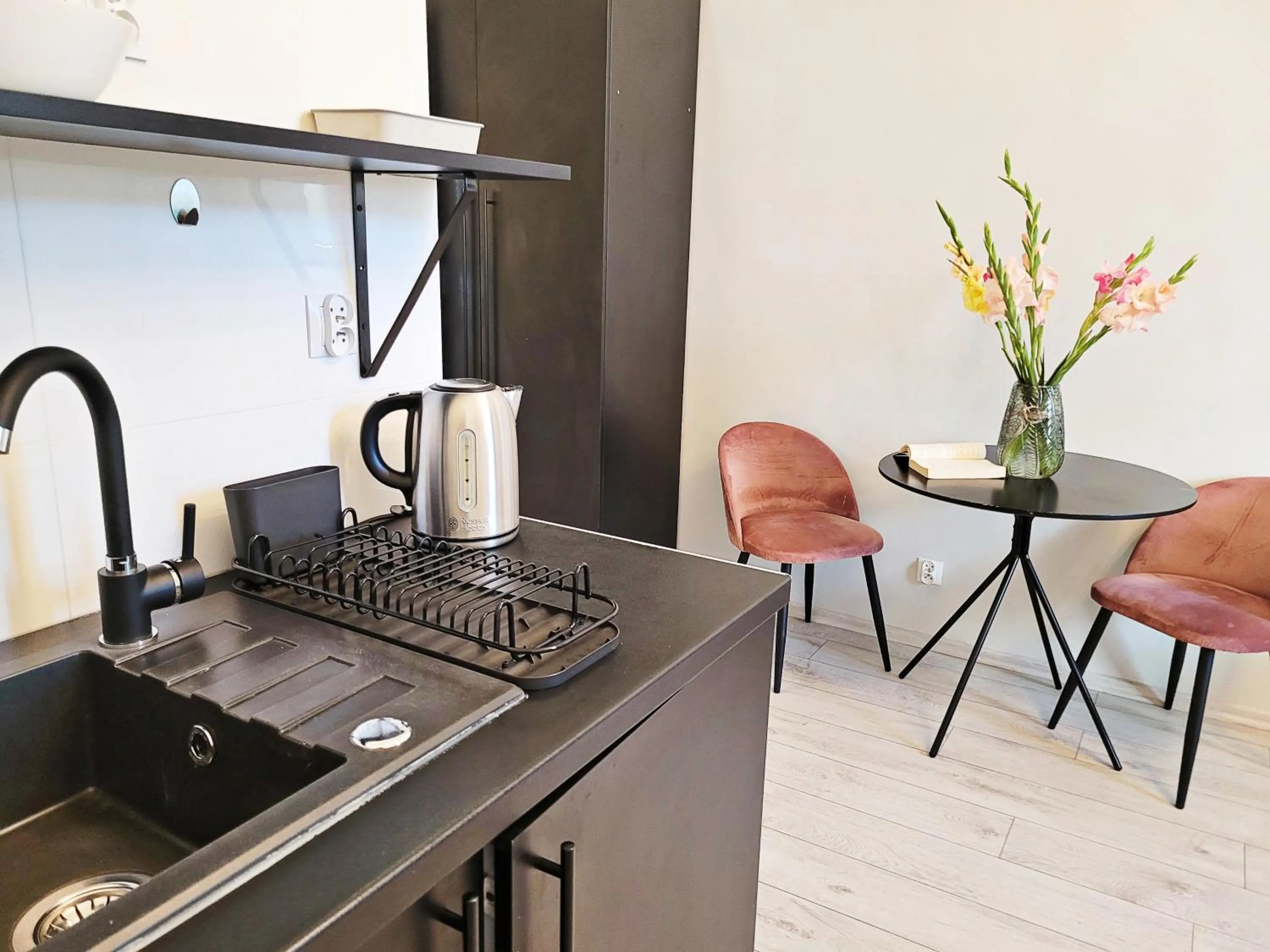 Kitchen or kitchenette in DReAM Main Station