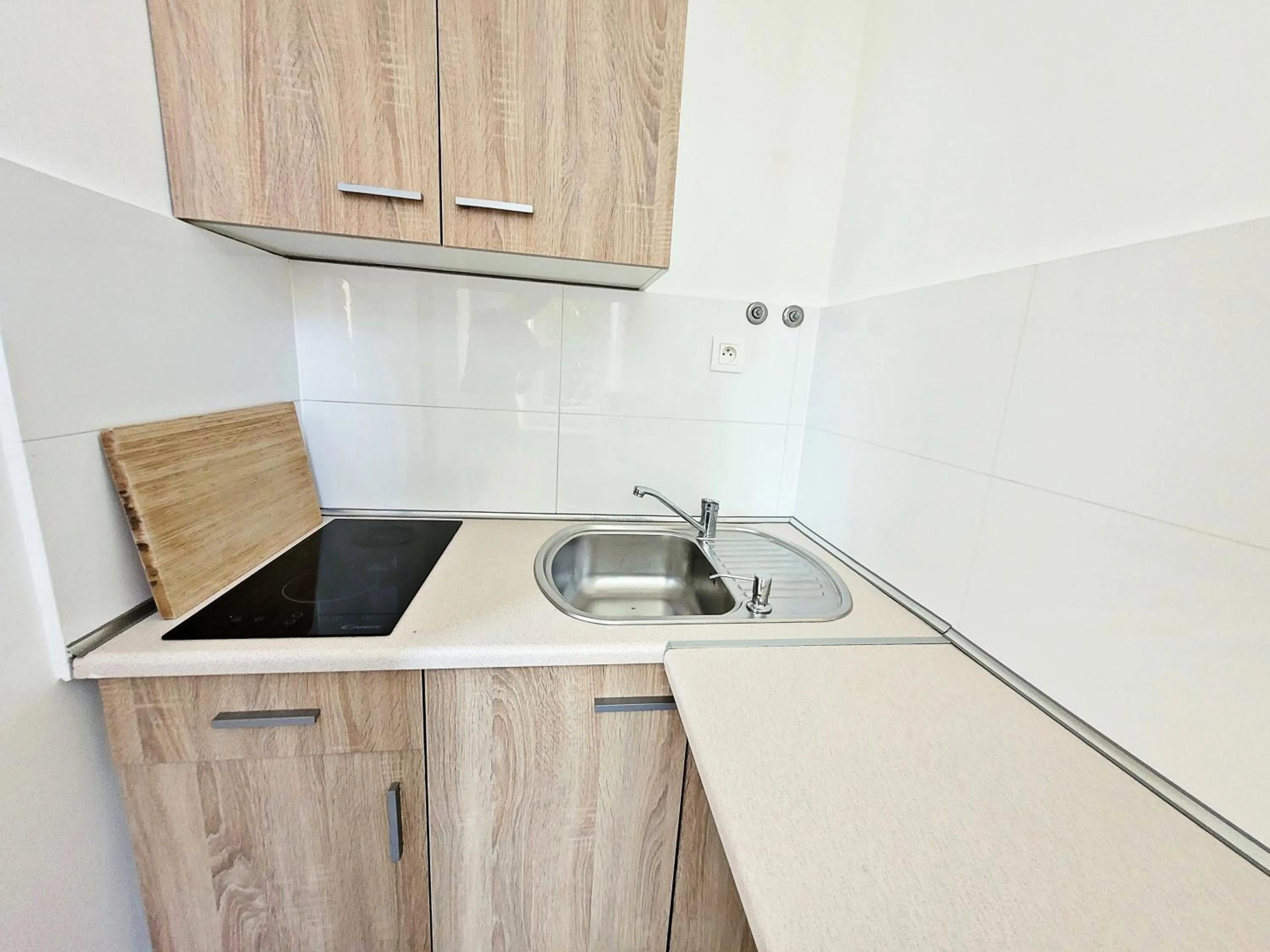 Kitchen or kitchenette in DReAM Main Station