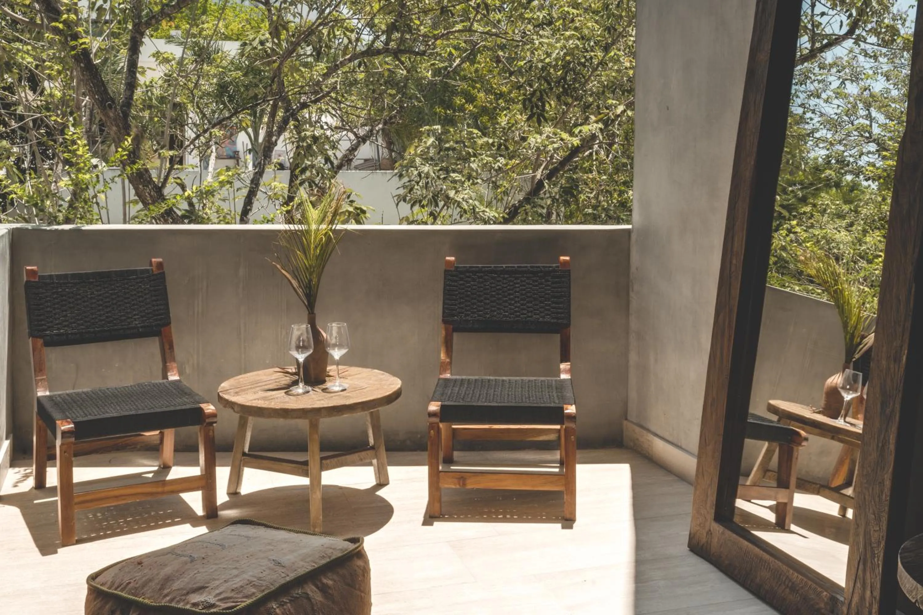 Balcony/Terrace in Urbano by Sundara