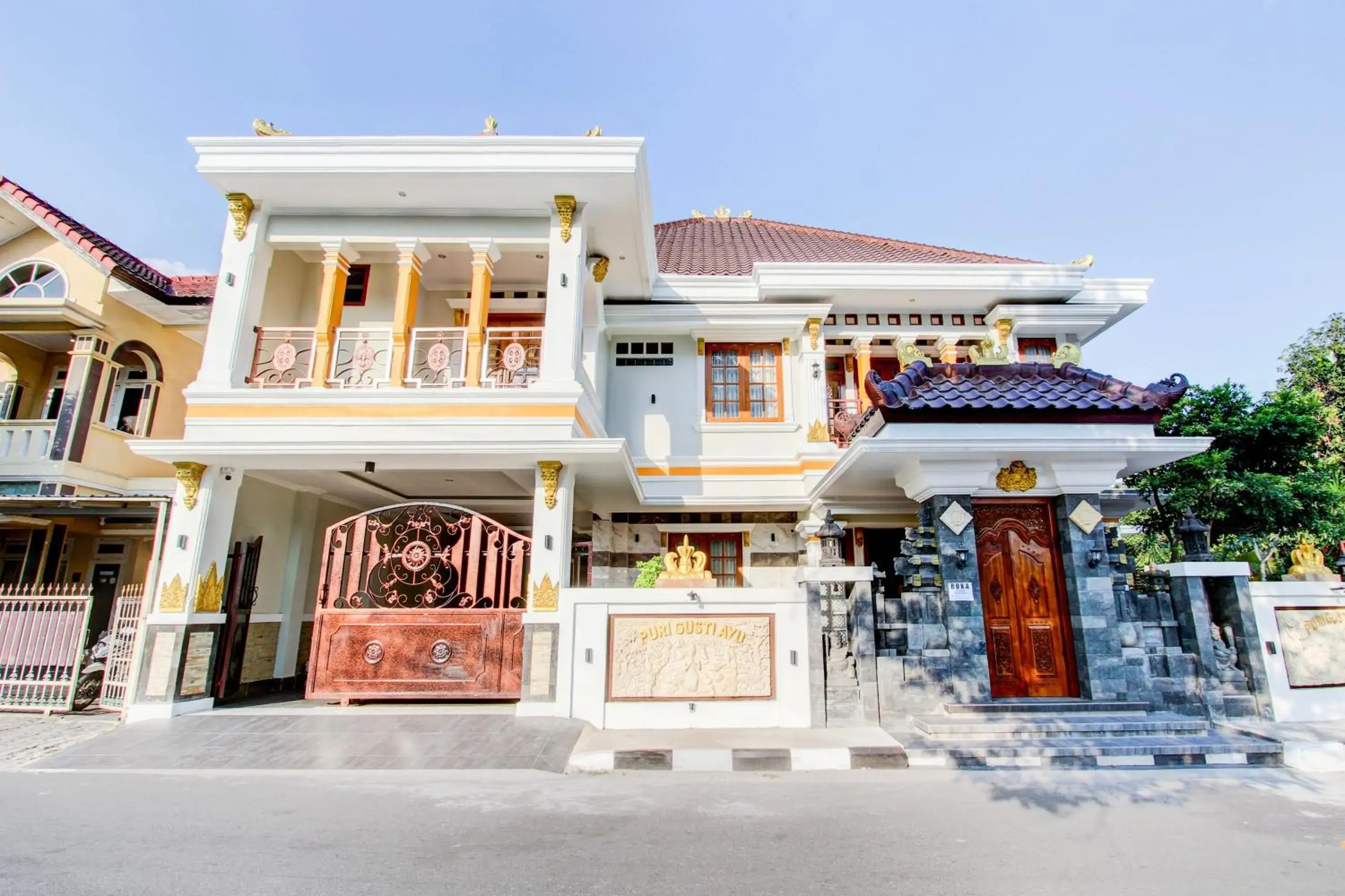 Facade/entrance in Collection O 94154 Puri Gusti Ayu Facade/entrance in Collection O 94154 Puri Gusti Ayu