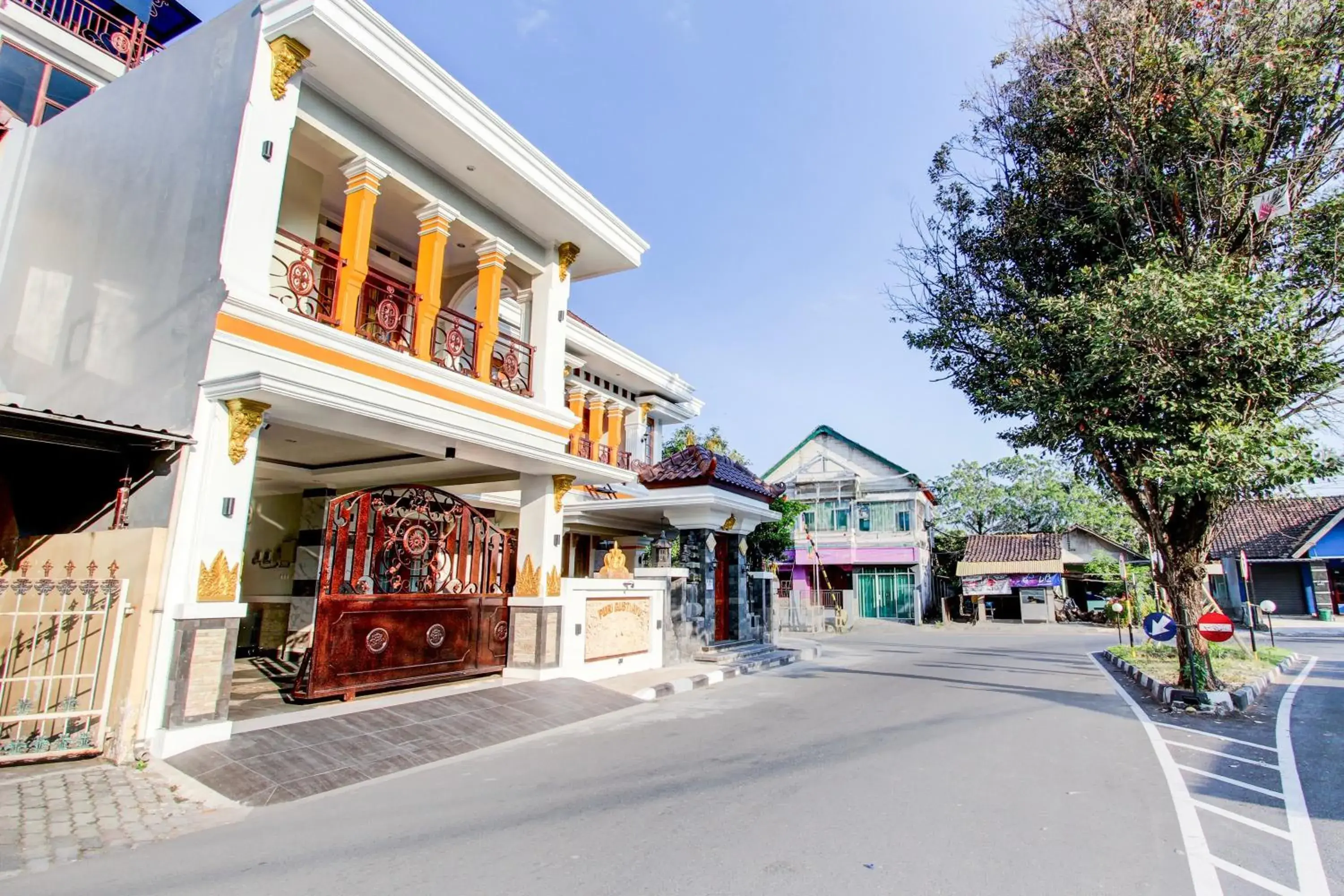 Facade/entrance in Collection O 94154 Puri Gusti Ayu Facade/entrance in Collection O 94154 Puri Gusti Ayu