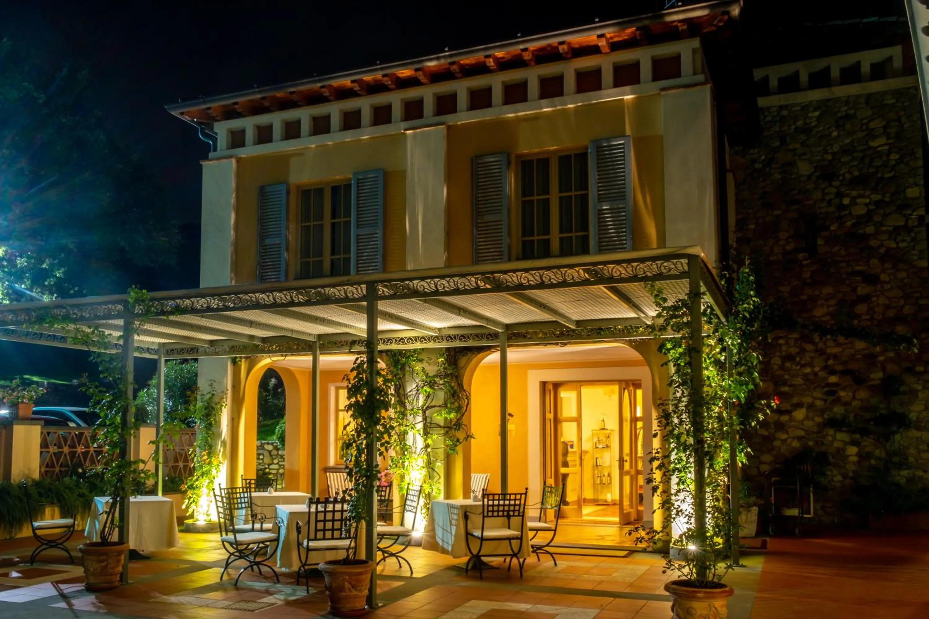 Property building in Romantik Hotel Relais Mirabella Iseo