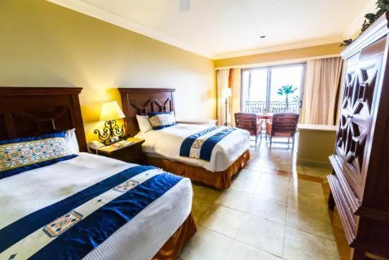 Bed in Pueblo bonito sunset beach