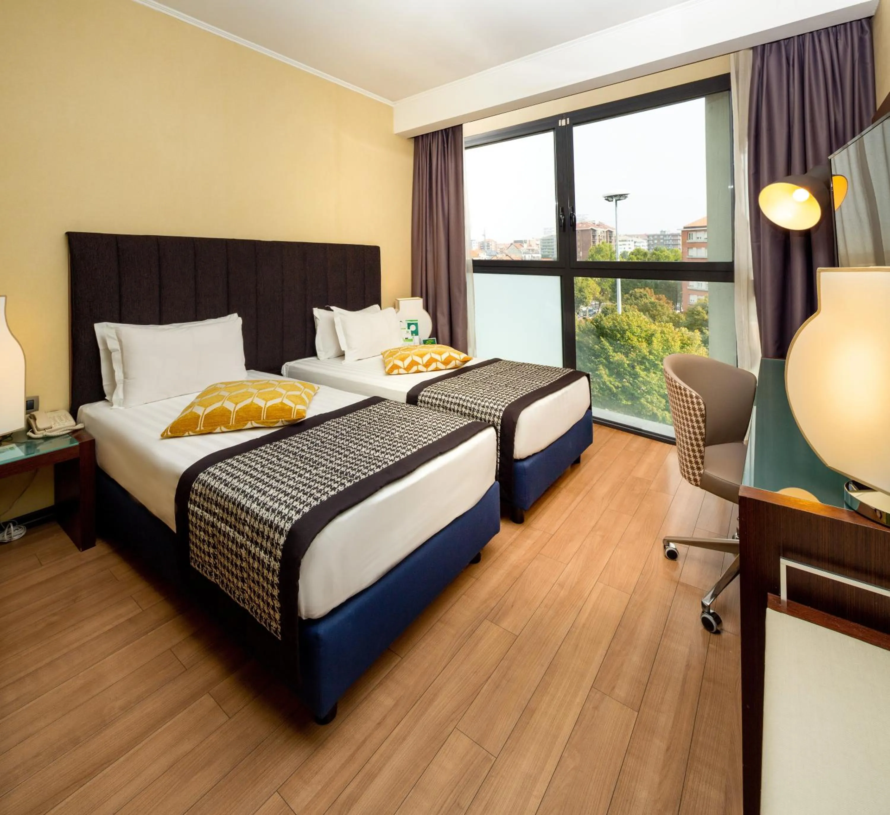 Photo of the whole room, Bed in Holiday Inn Turin Corso Francia by IHG