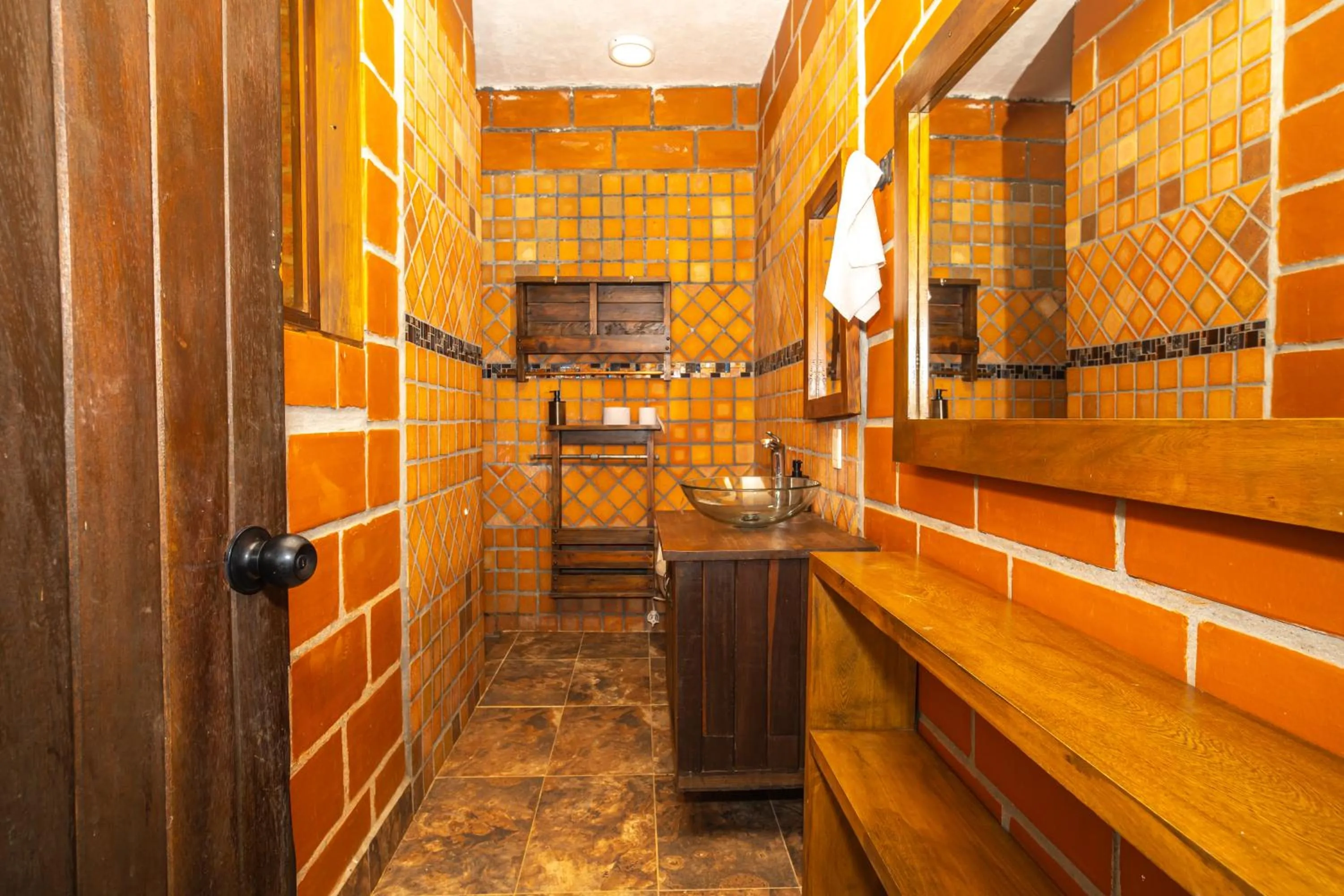 Toilet in Hotel Spa Bliss Guatape