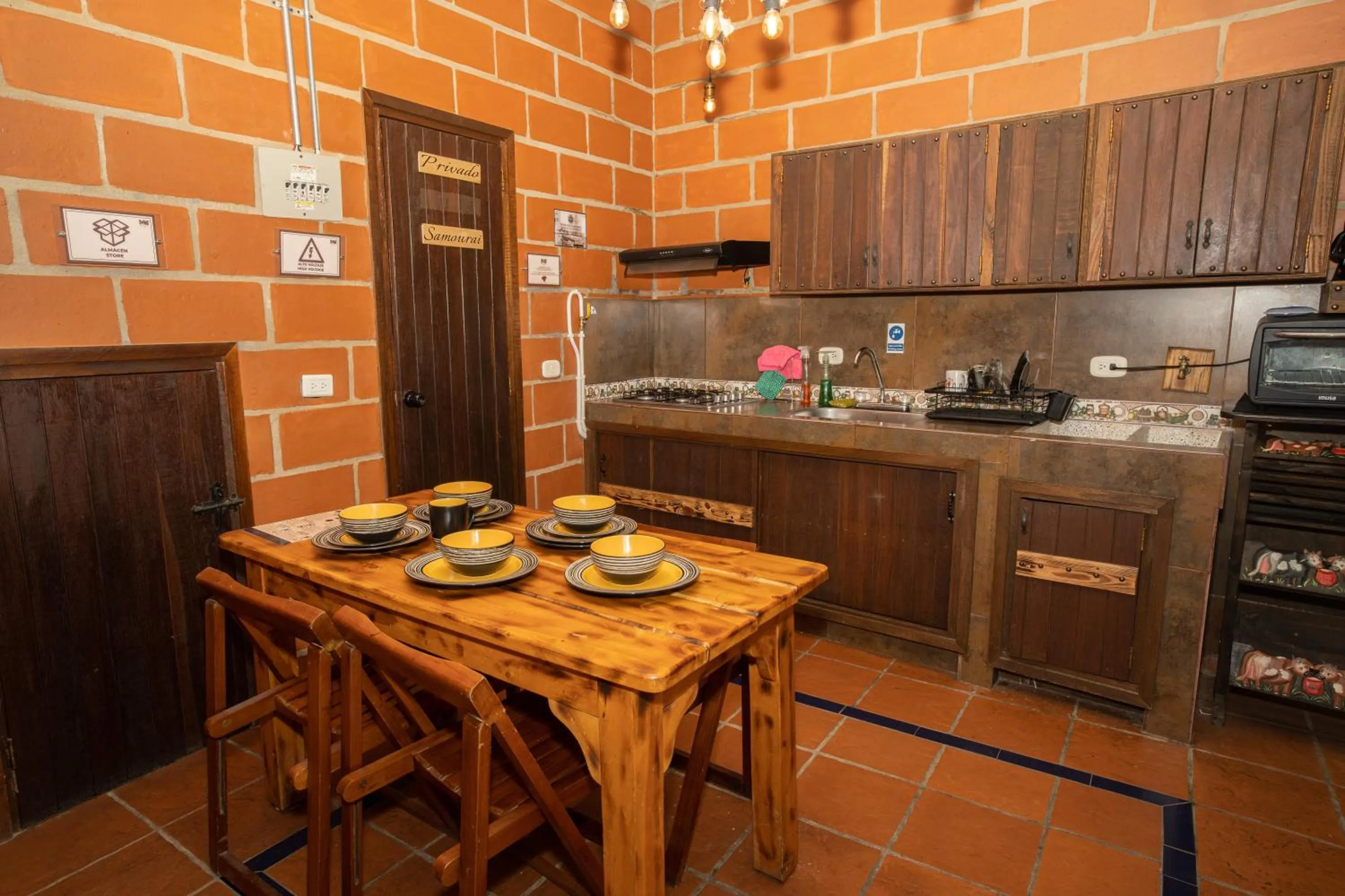 Kitchen or kitchenette in Hotel Spa Bliss Guatape