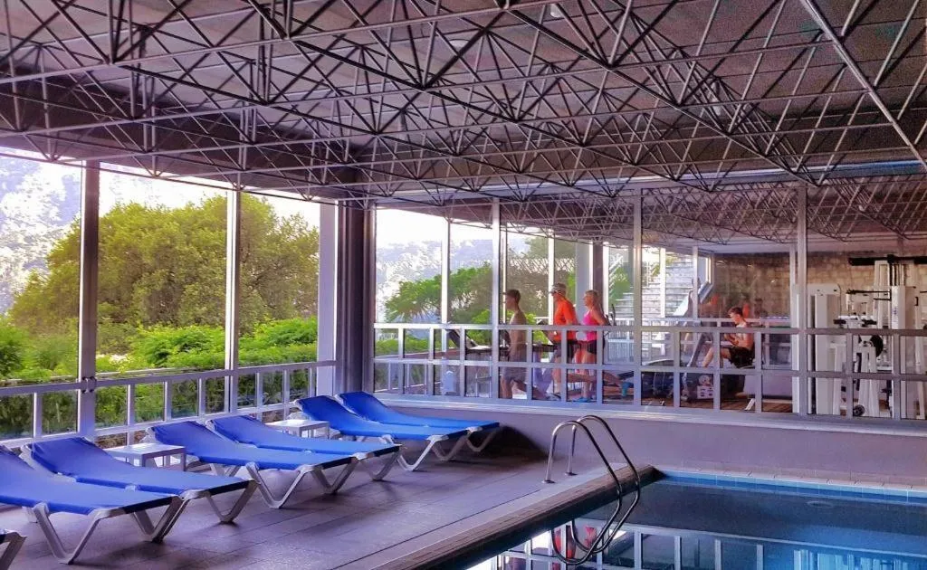 Swimming pool in Loryma Resort Hotel