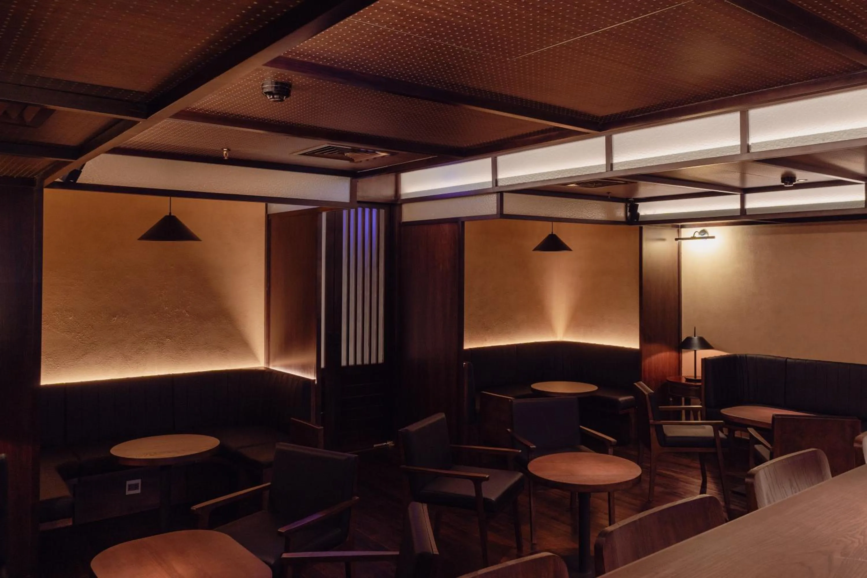 Lounge or bar in Suzu Saigon - A Boutique Hotel