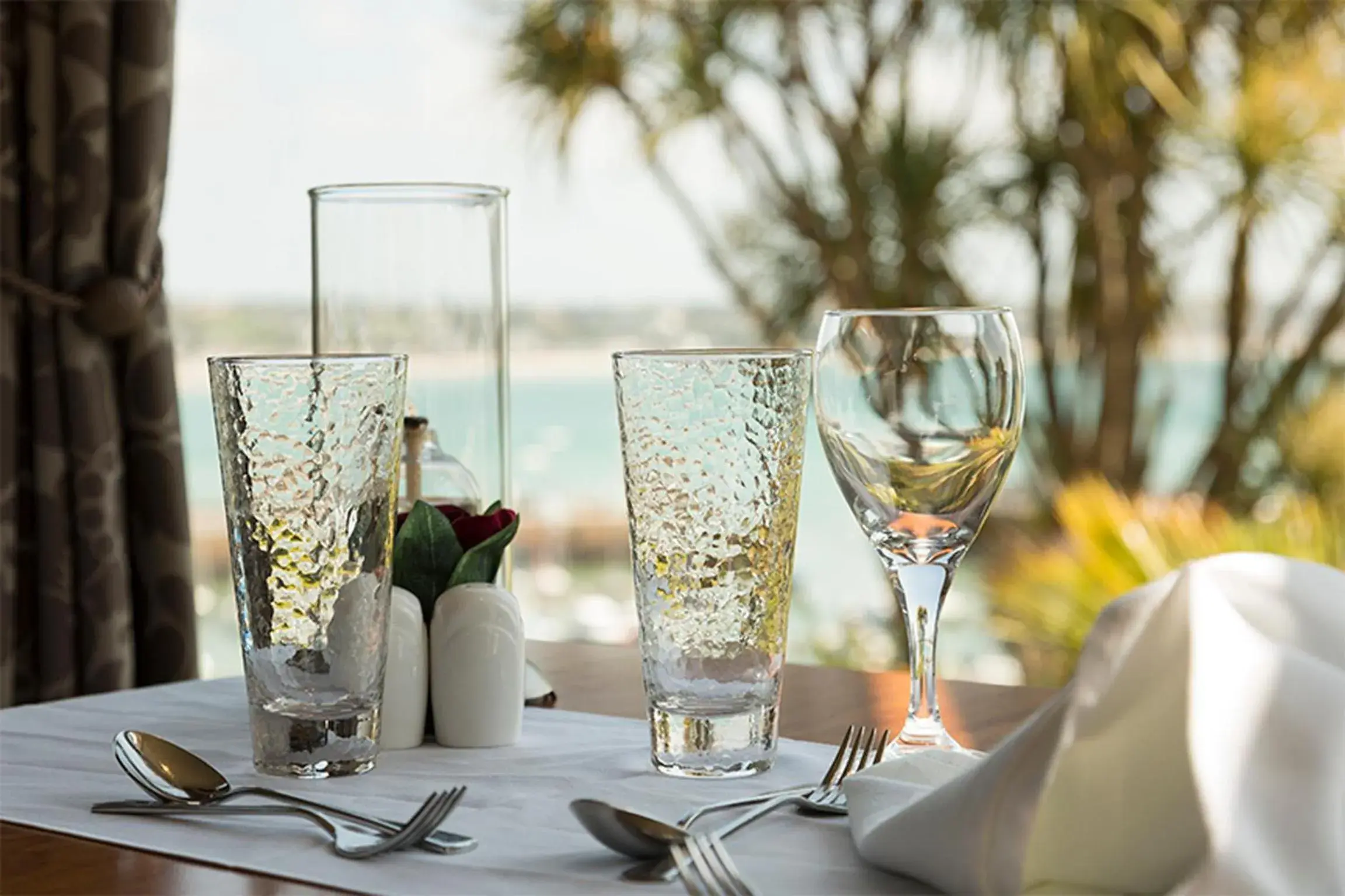 Restaurant/places to eat in Somerville Hotel Restaurant/places to eat in Somerville Hotel