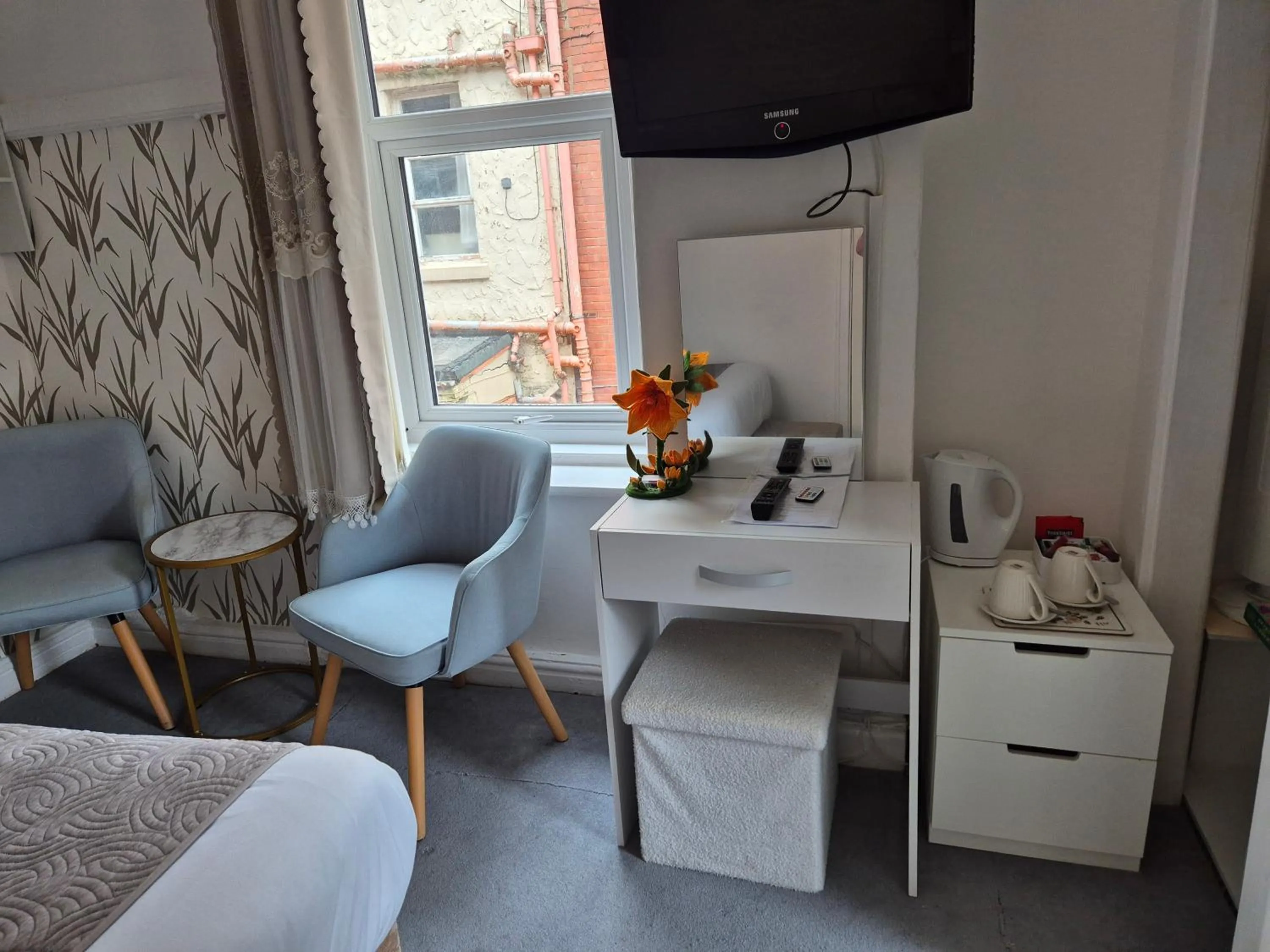 Glendor Hotel