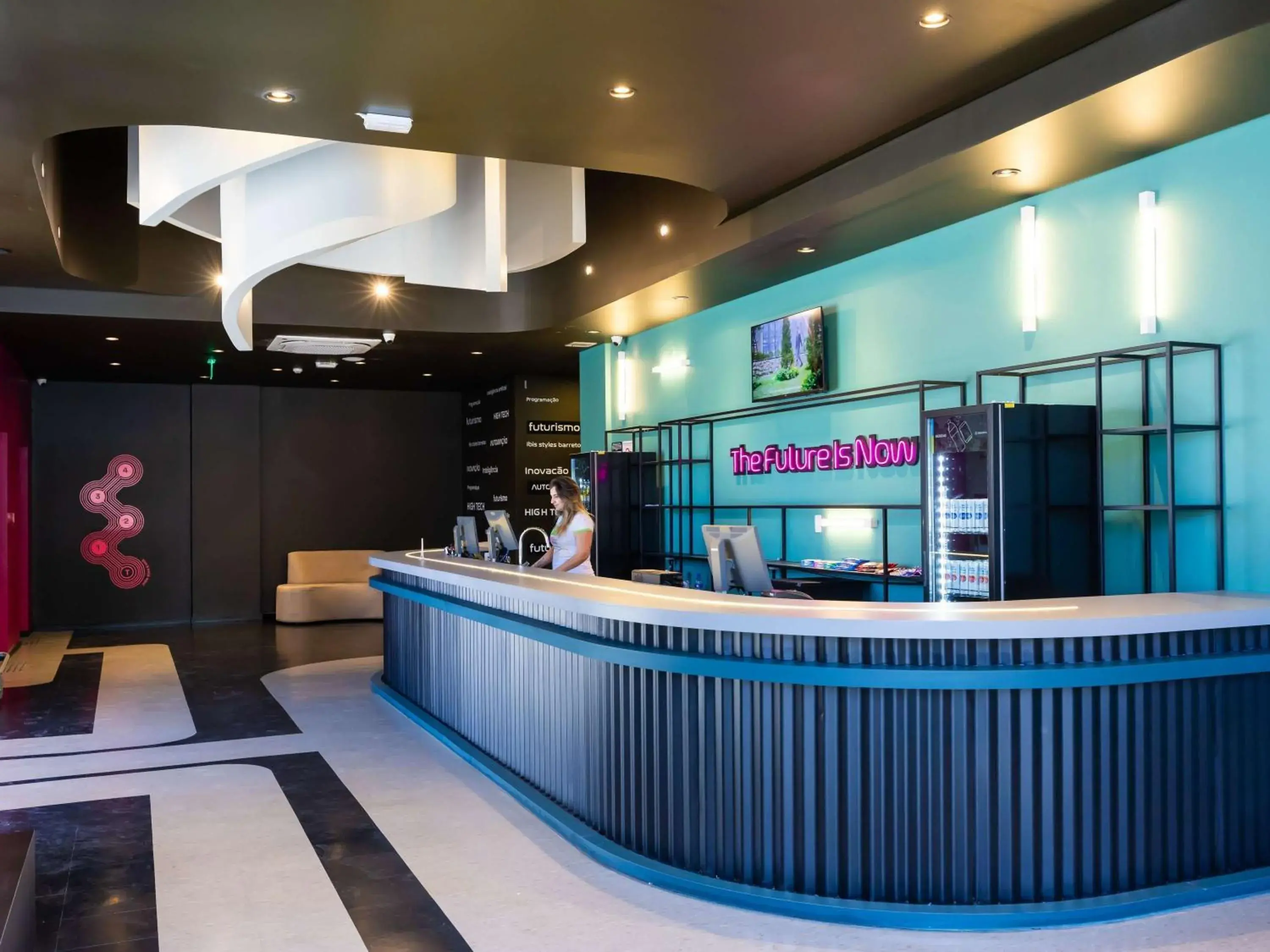 Lounge or bar in Ibis Styles Barretos Lounge or bar in Ibis Styles Barretos