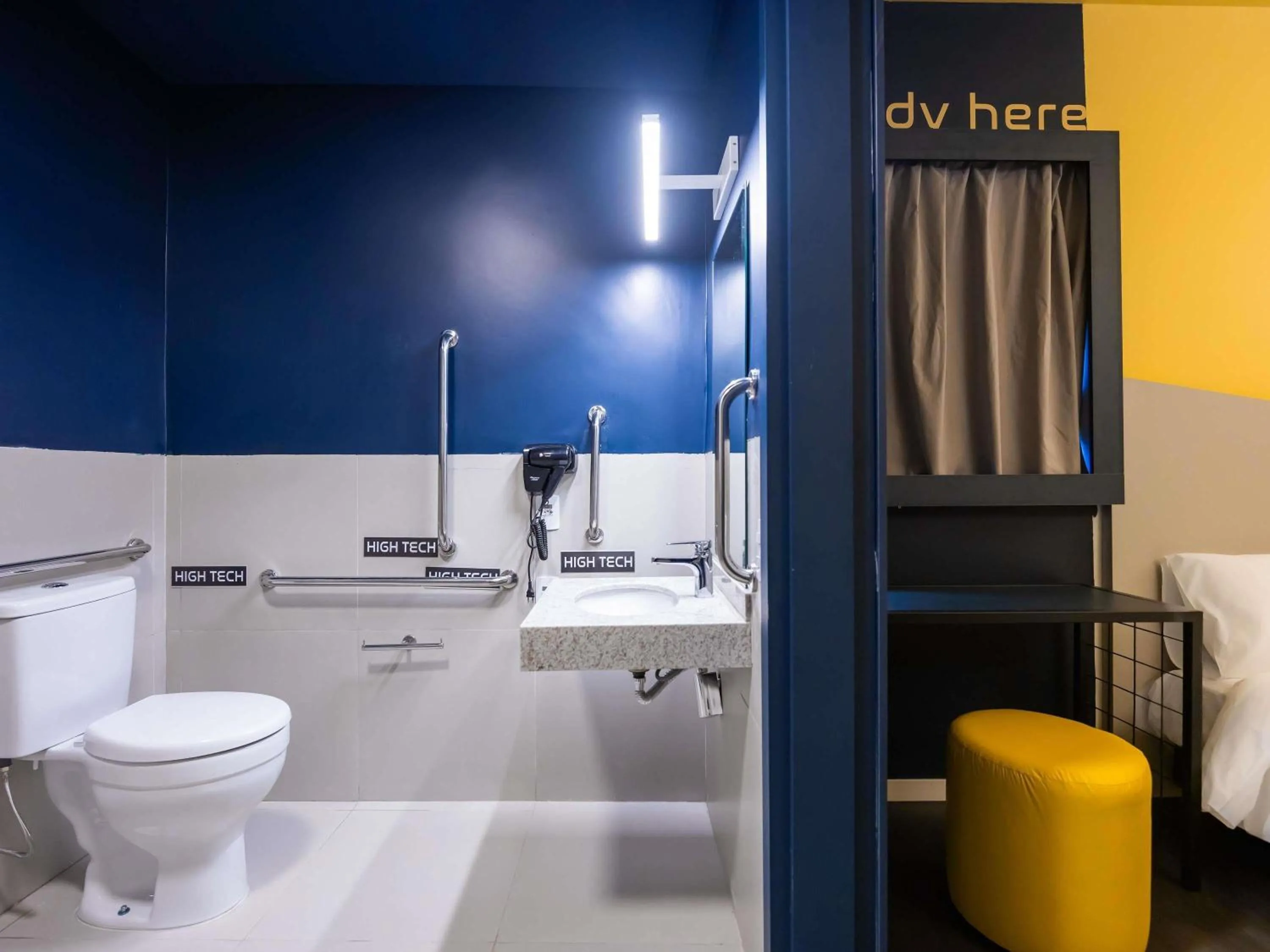 Bedroom in Ibis Styles Barretos