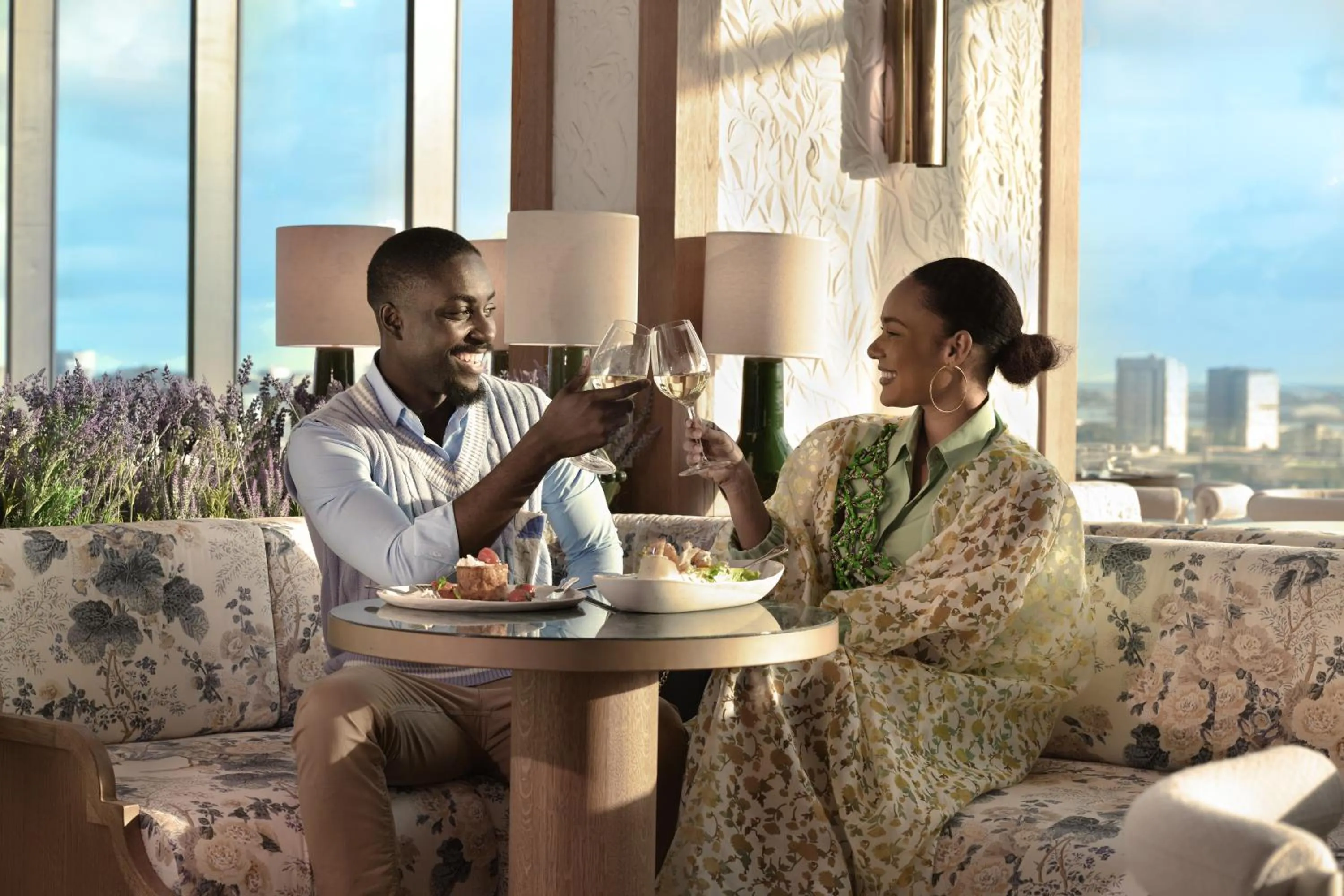 Restaurant/places to eat in Novotel Abidjan Marcory