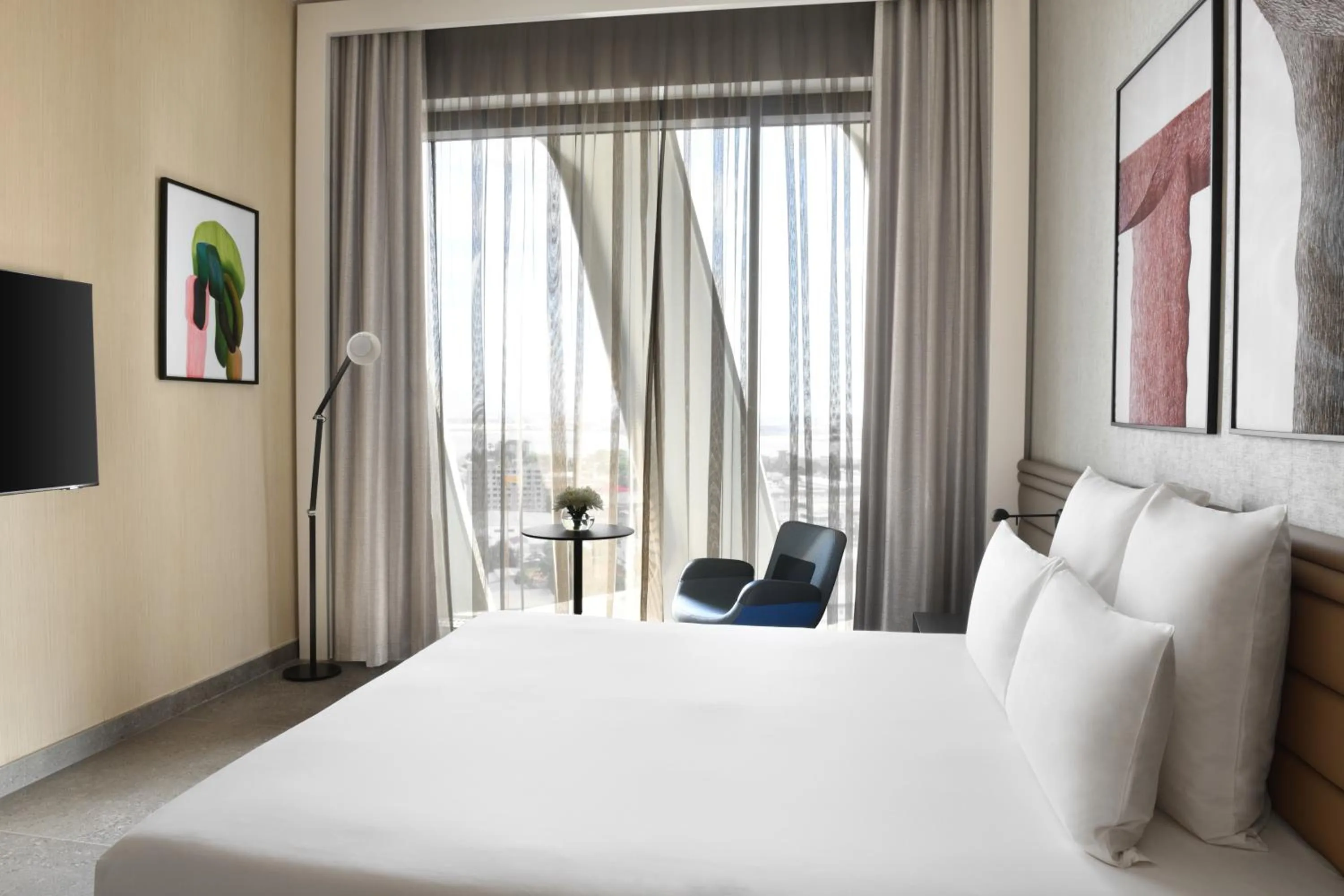 Bed in Novotel Abidjan Marcory