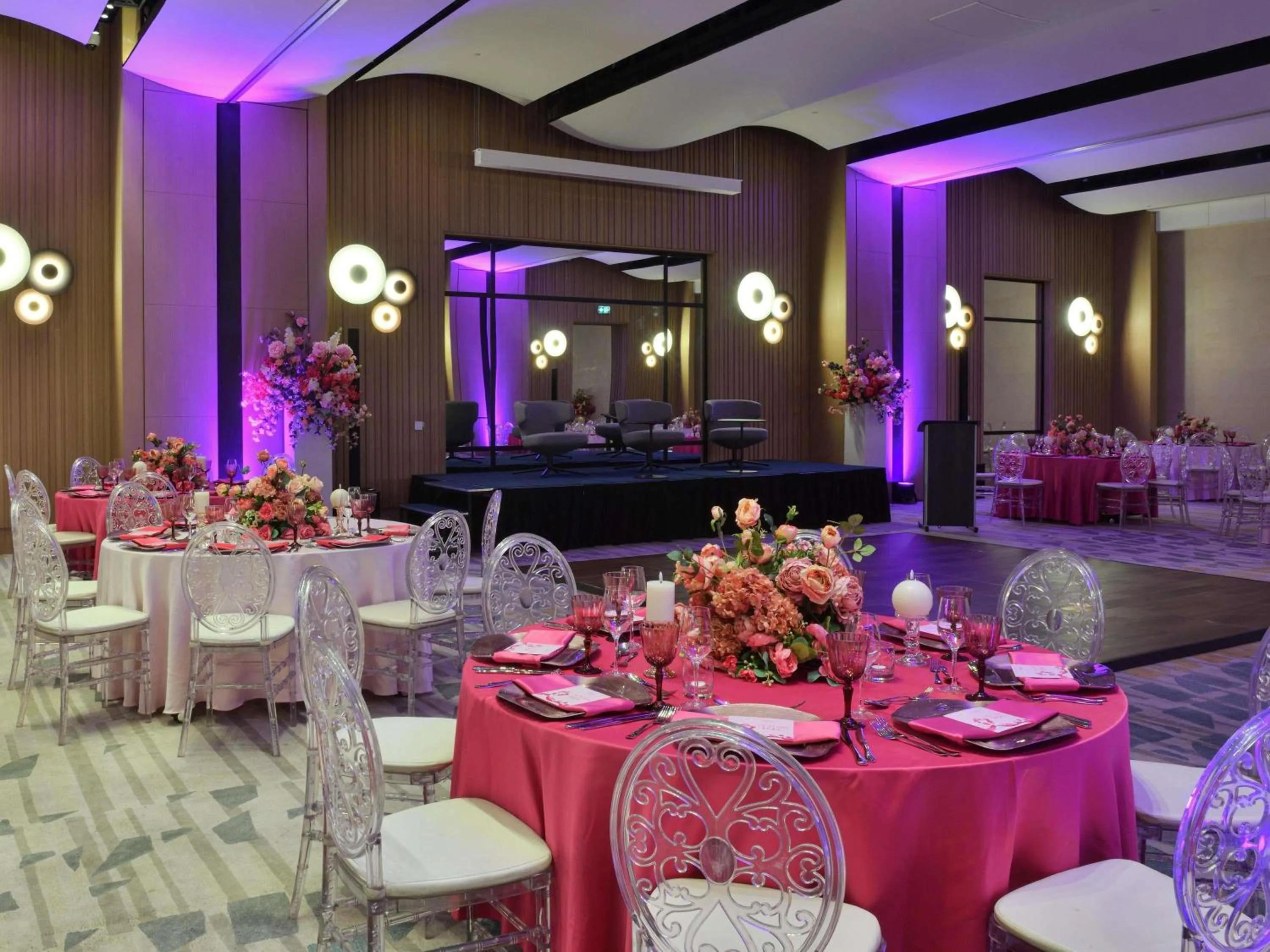 Meeting/conference room in Novotel Abidjan Marcory