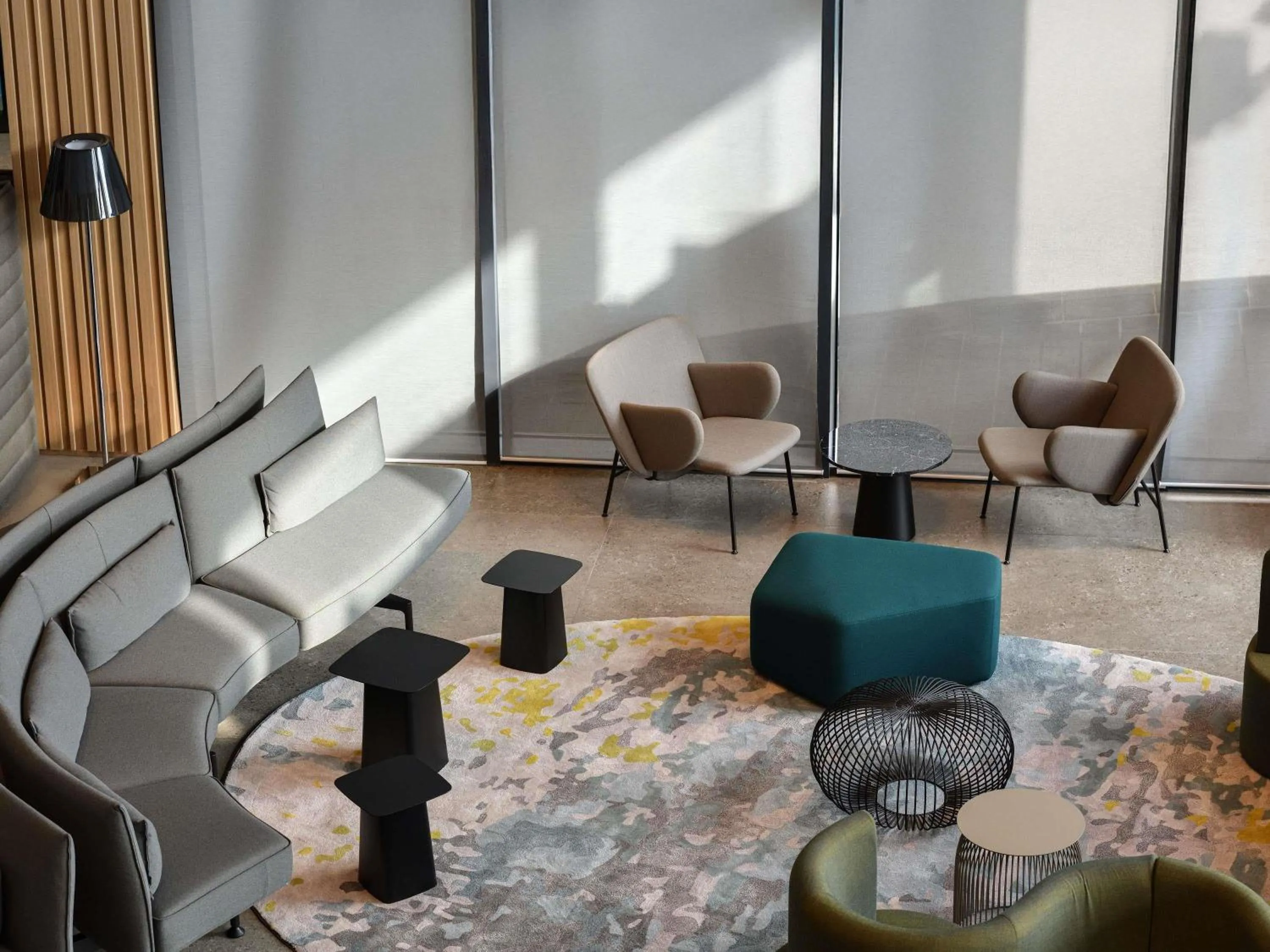 Lounge or bar in Novotel Abidjan Marcory