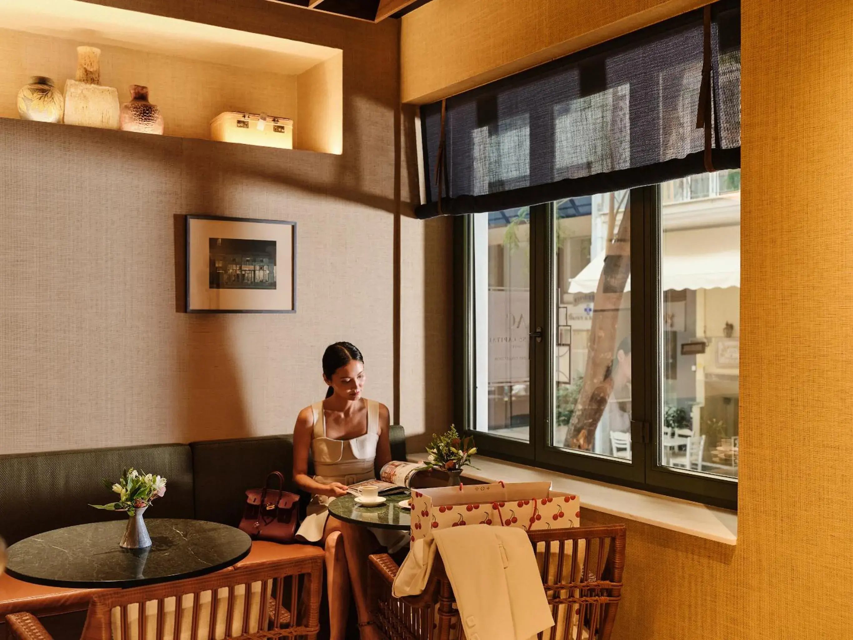 Lounge or bar in Athens Capital Suites-MGallery Collection Lounge or bar in Athens Capital Suites-MGallery Collection