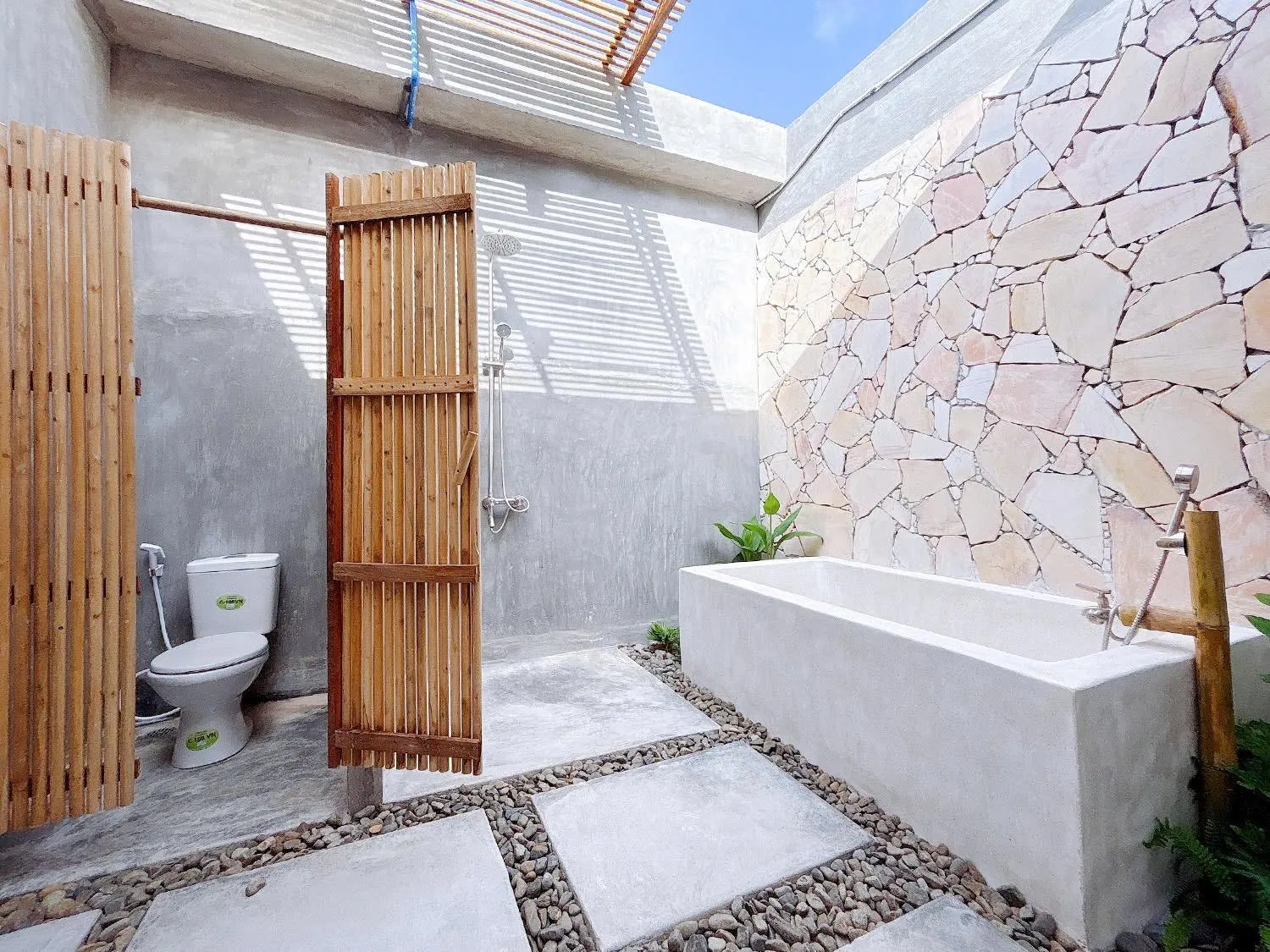 Emerald Beach Homestay