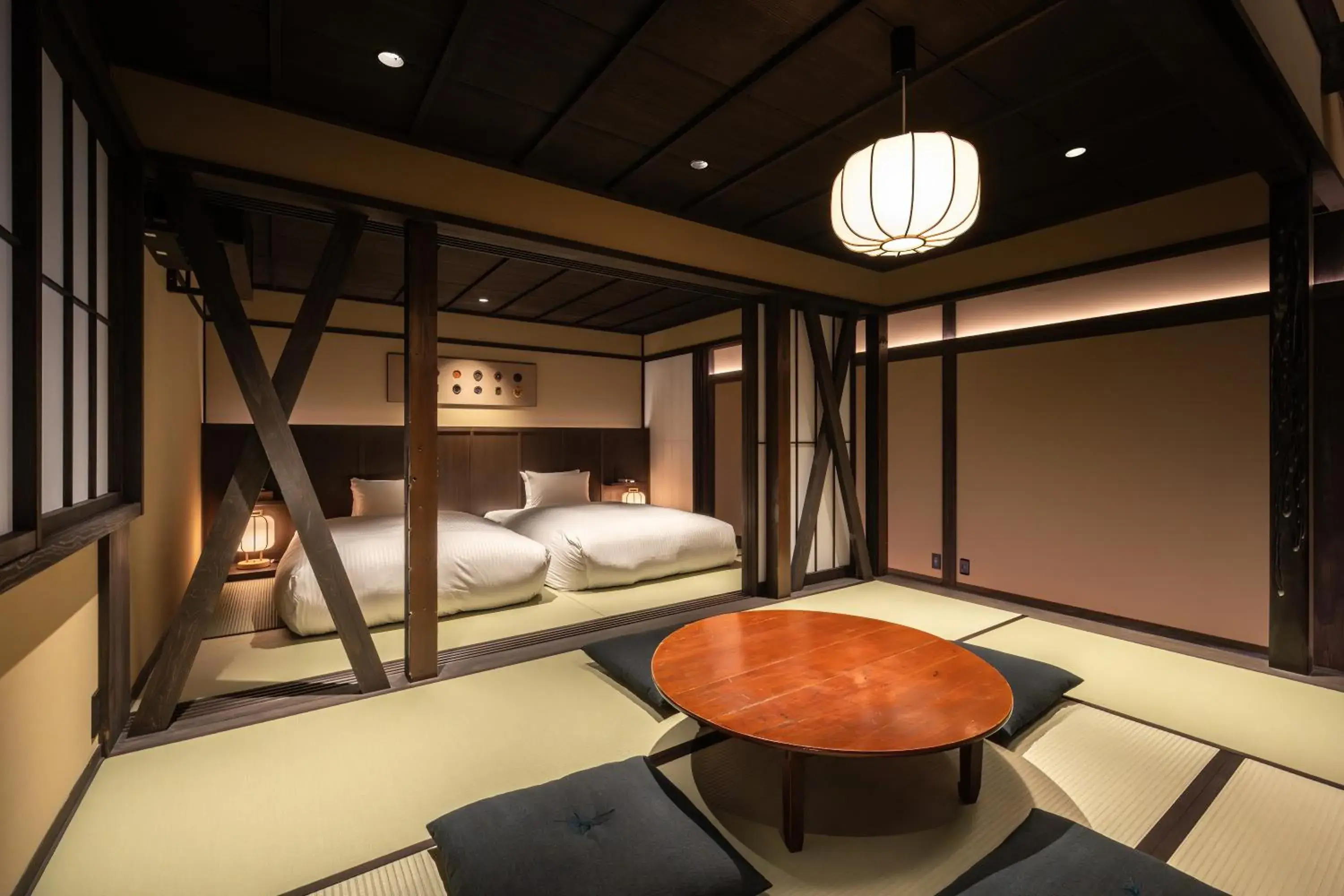 Bed in Nazuna Kyoto Higashi Honganji Bed in Nazuna Kyoto Higashi Honganji