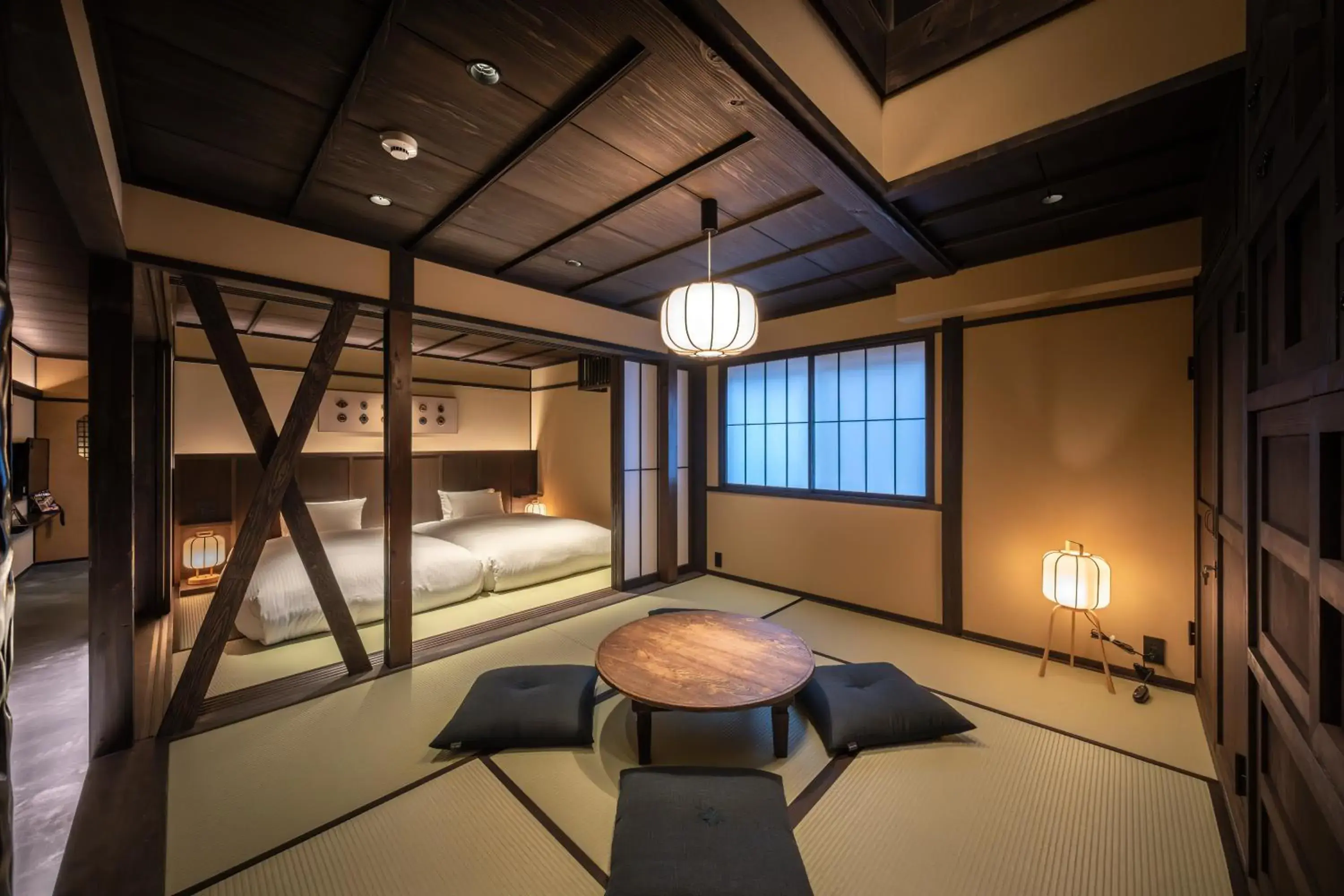 Bed in Nazuna Kyoto Higashi Honganji Bed in Nazuna Kyoto Higashi Honganji