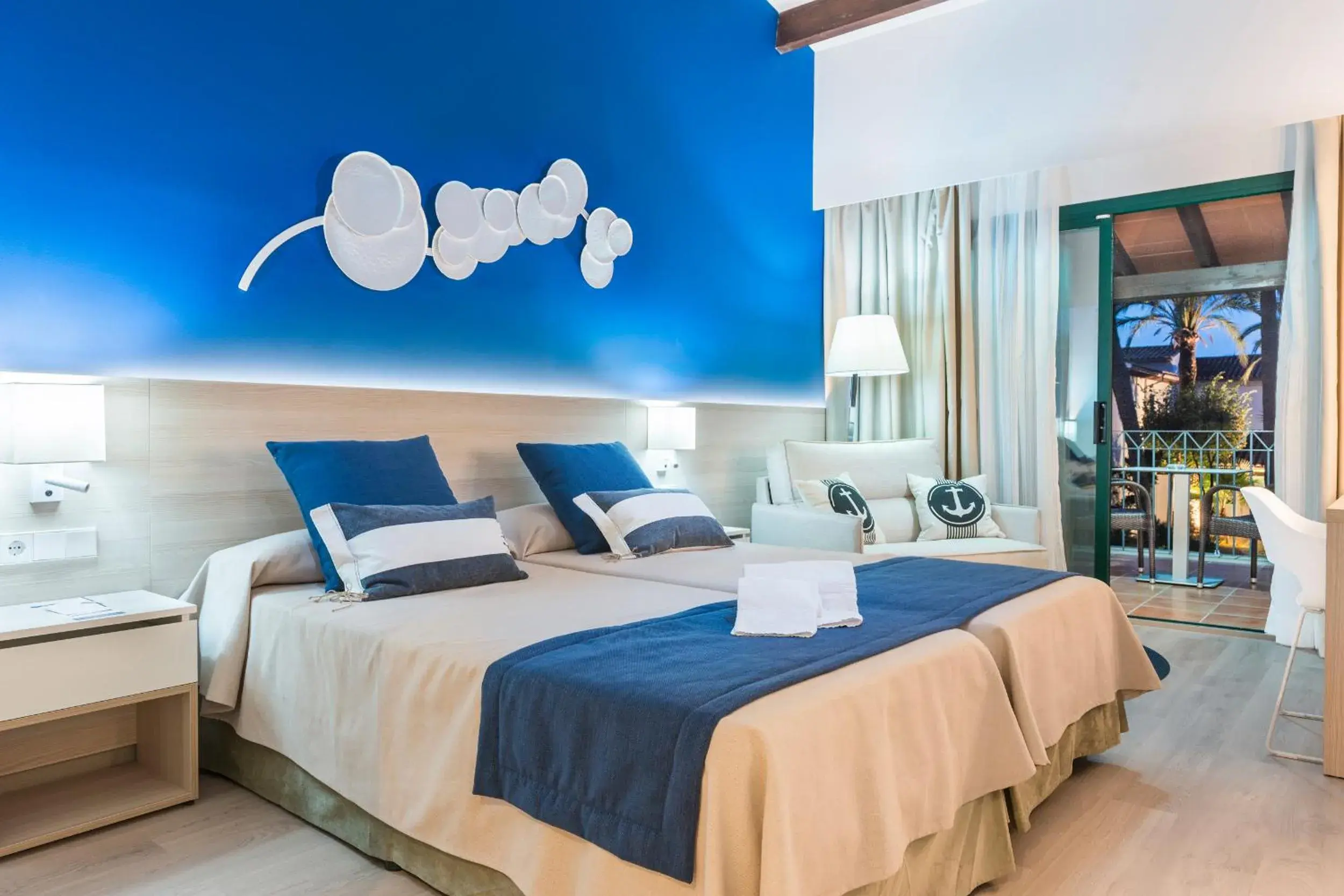 Photo of the whole room in Botel Alcudiamar - Alojamiento para Navegantes Photo of the whole room in Botel Alcudiamar - Alojamiento para Navegantes