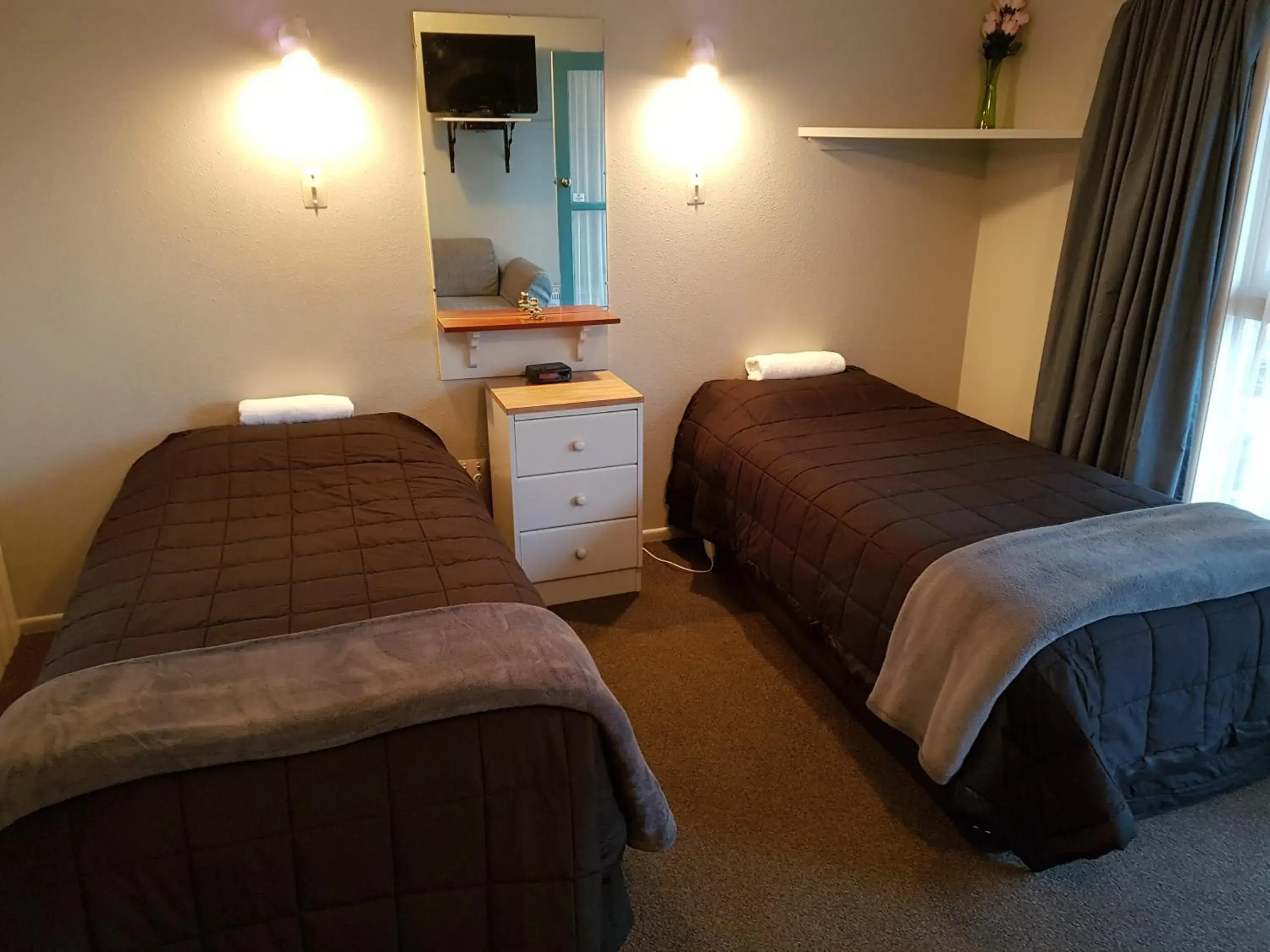 Camberley Court Motel Camberley Court Motel