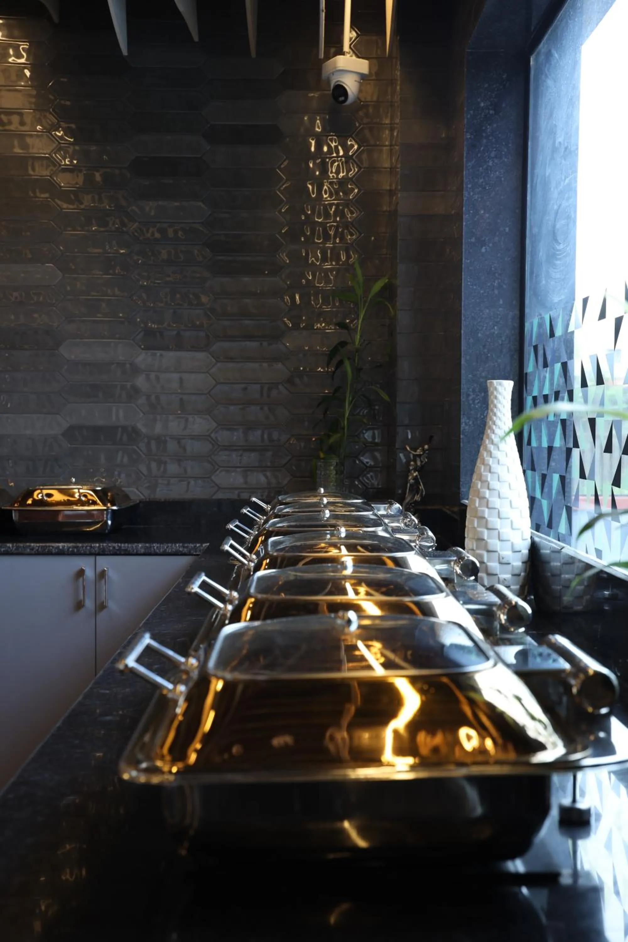 Restaurant/places to eat in The Citi Residenci Hotel, Banskopa