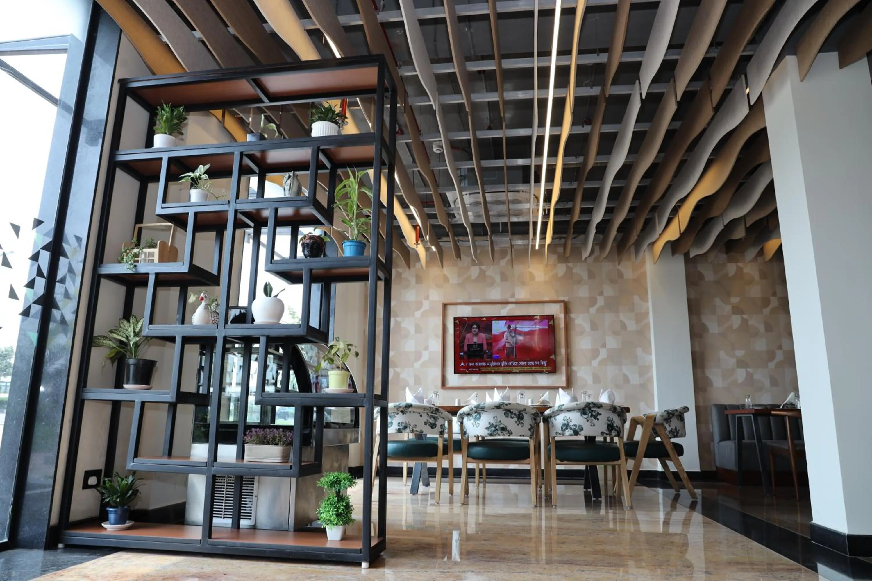 Restaurant/places to eat in The Citi Residenci Hotel, Banskopa