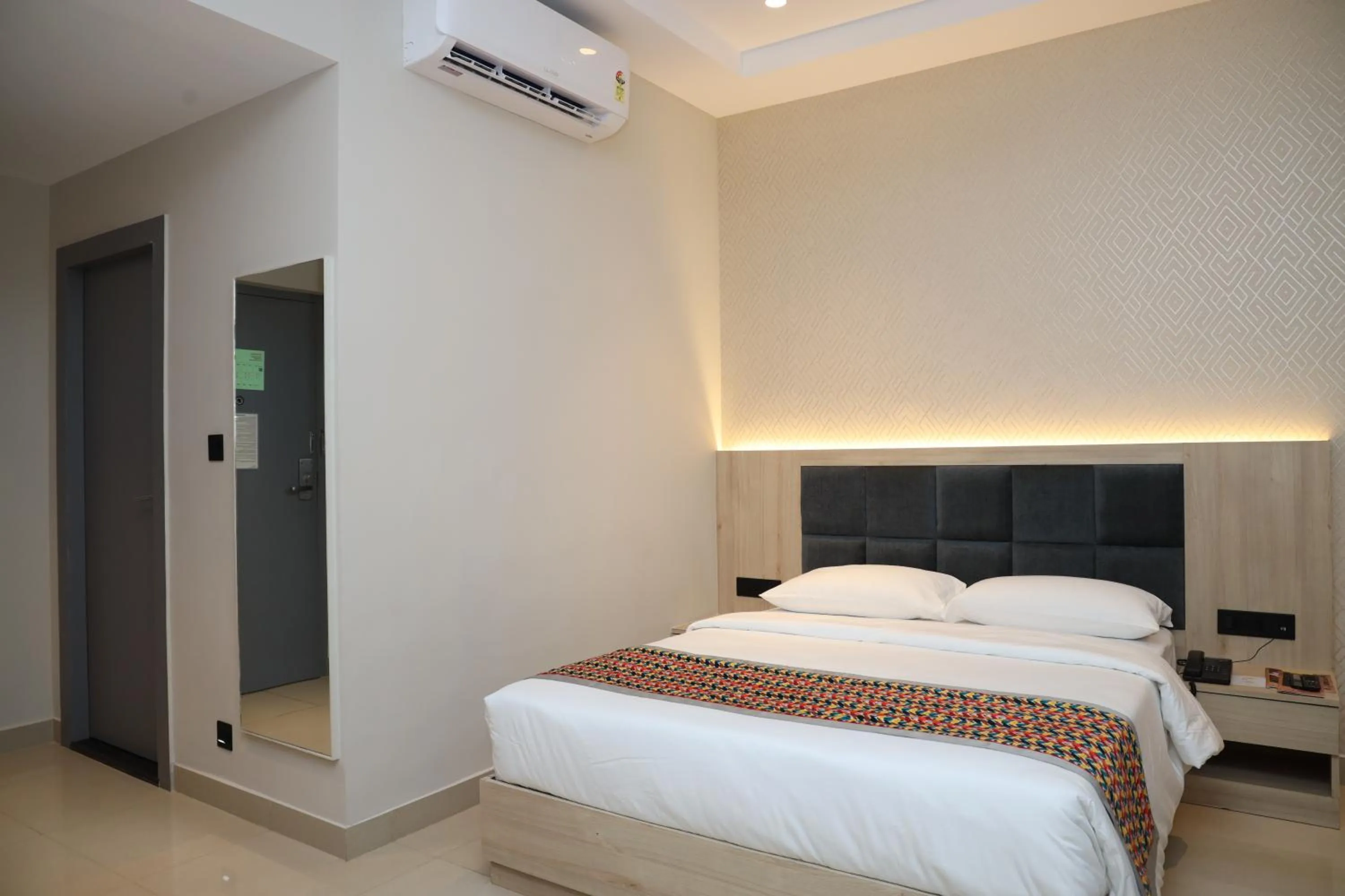 Bed in The Citi Residenci Hotel, Banskopa