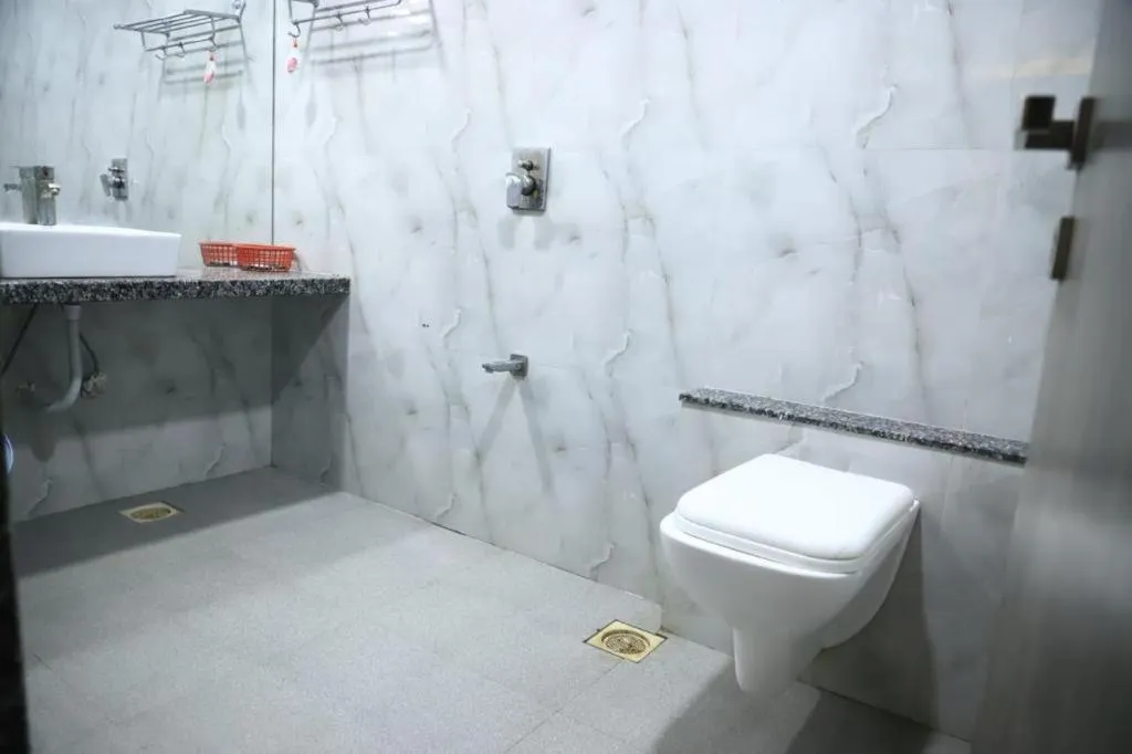 Toilet in The Byke Embassy - Surat