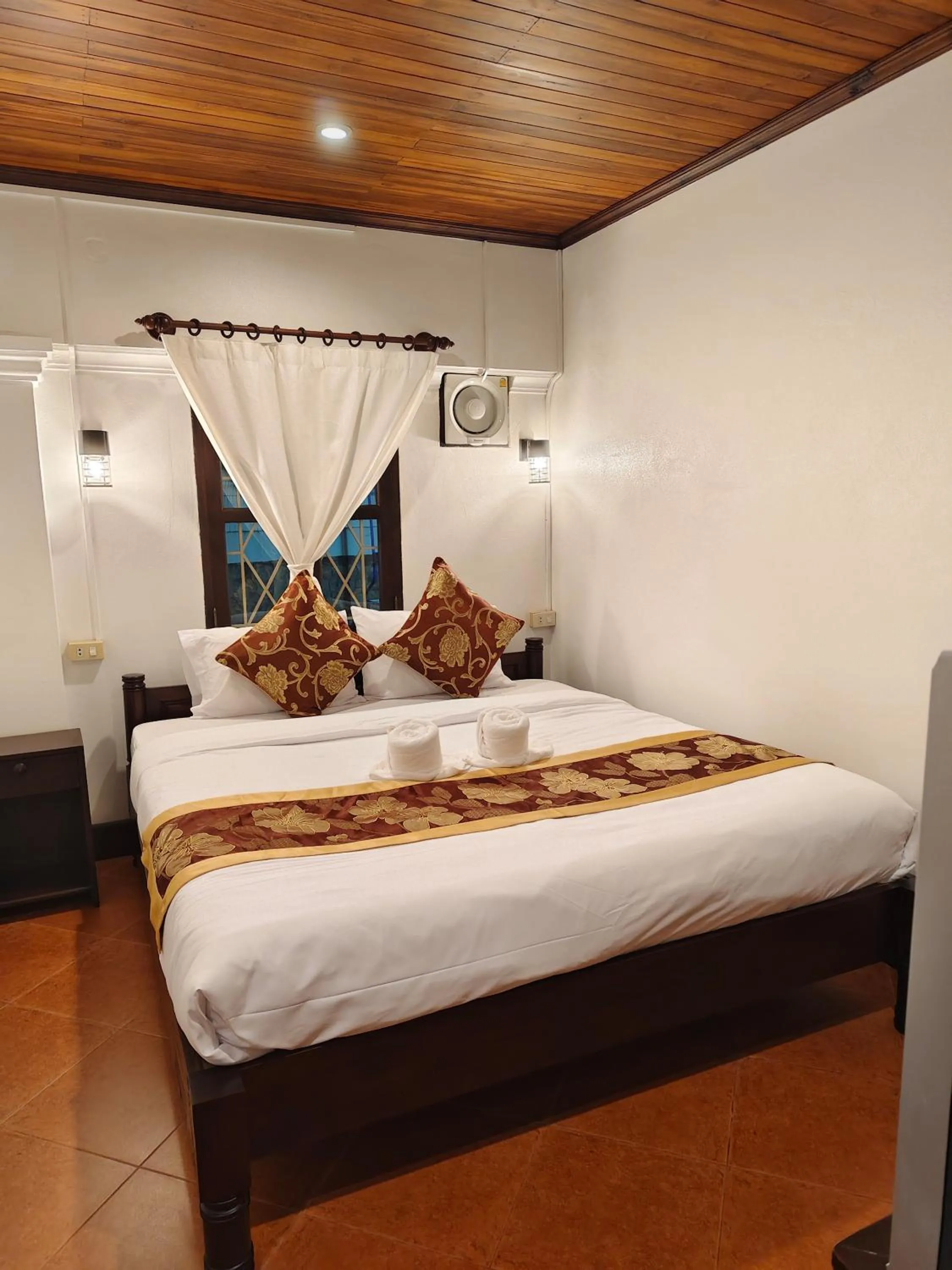 Bed in Bouakham Chanthasack Guesthouse