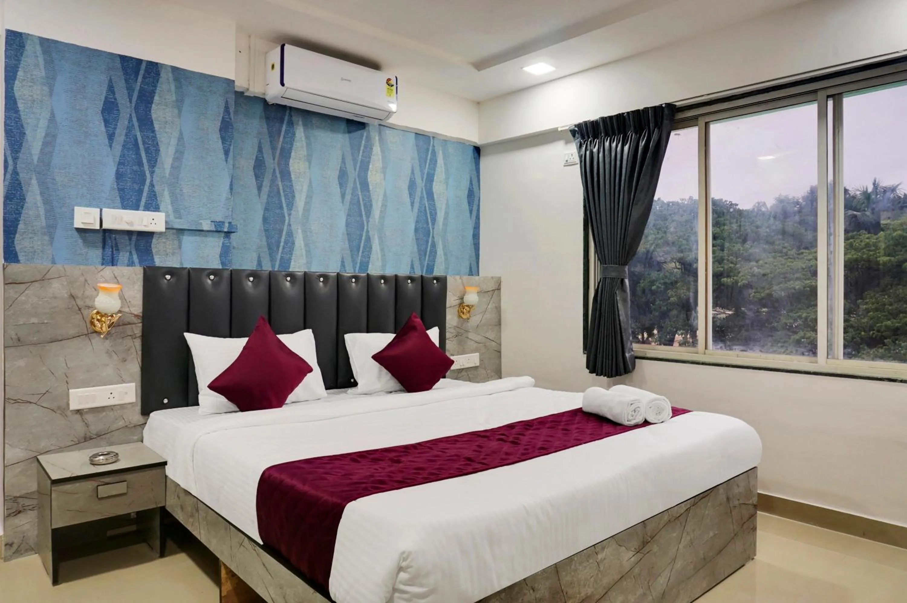 Bed in Hotel Orchard Park