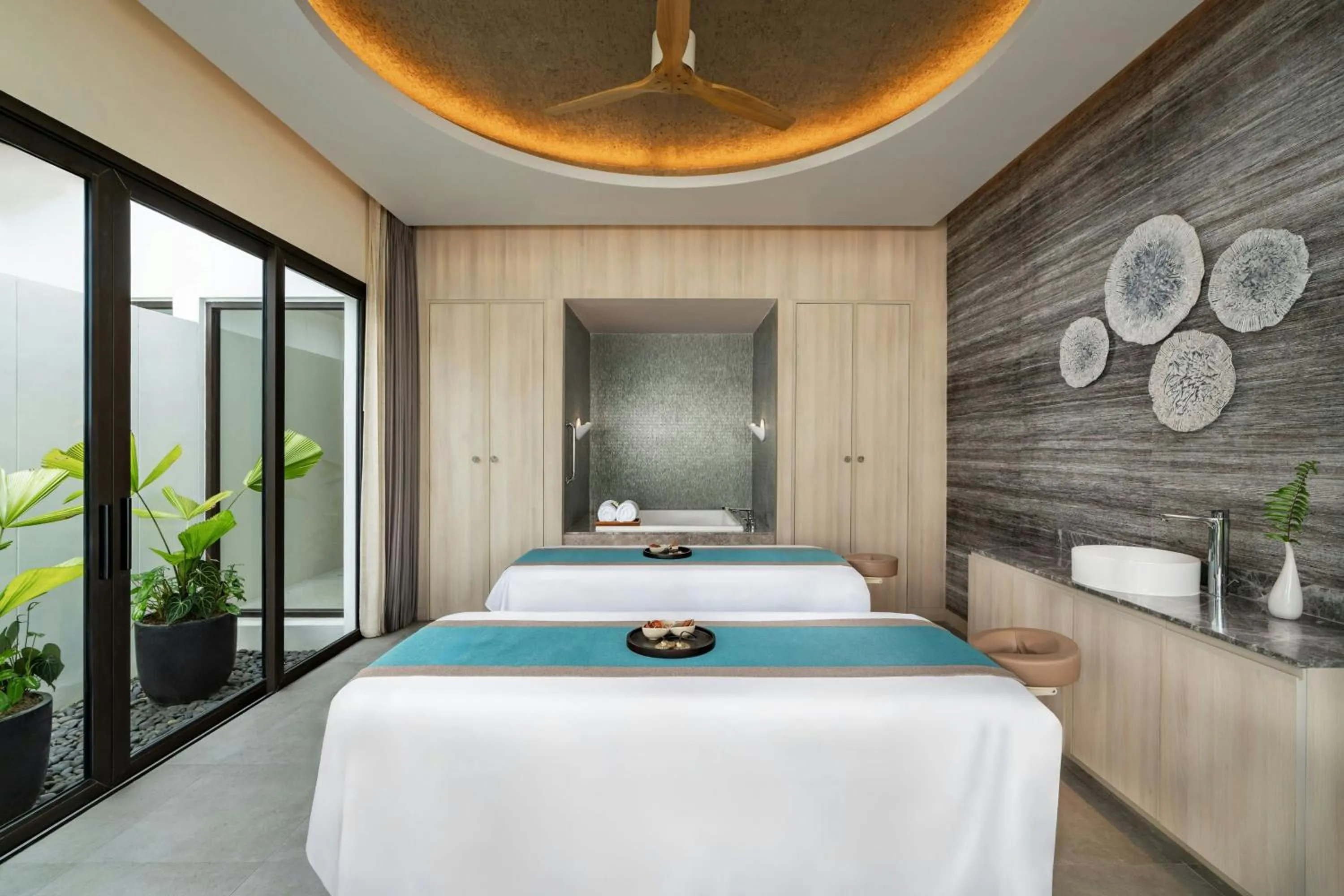 Spa and wellness centre/facilities, Bed in Khao Lak Marriott Beach Resort & Spa