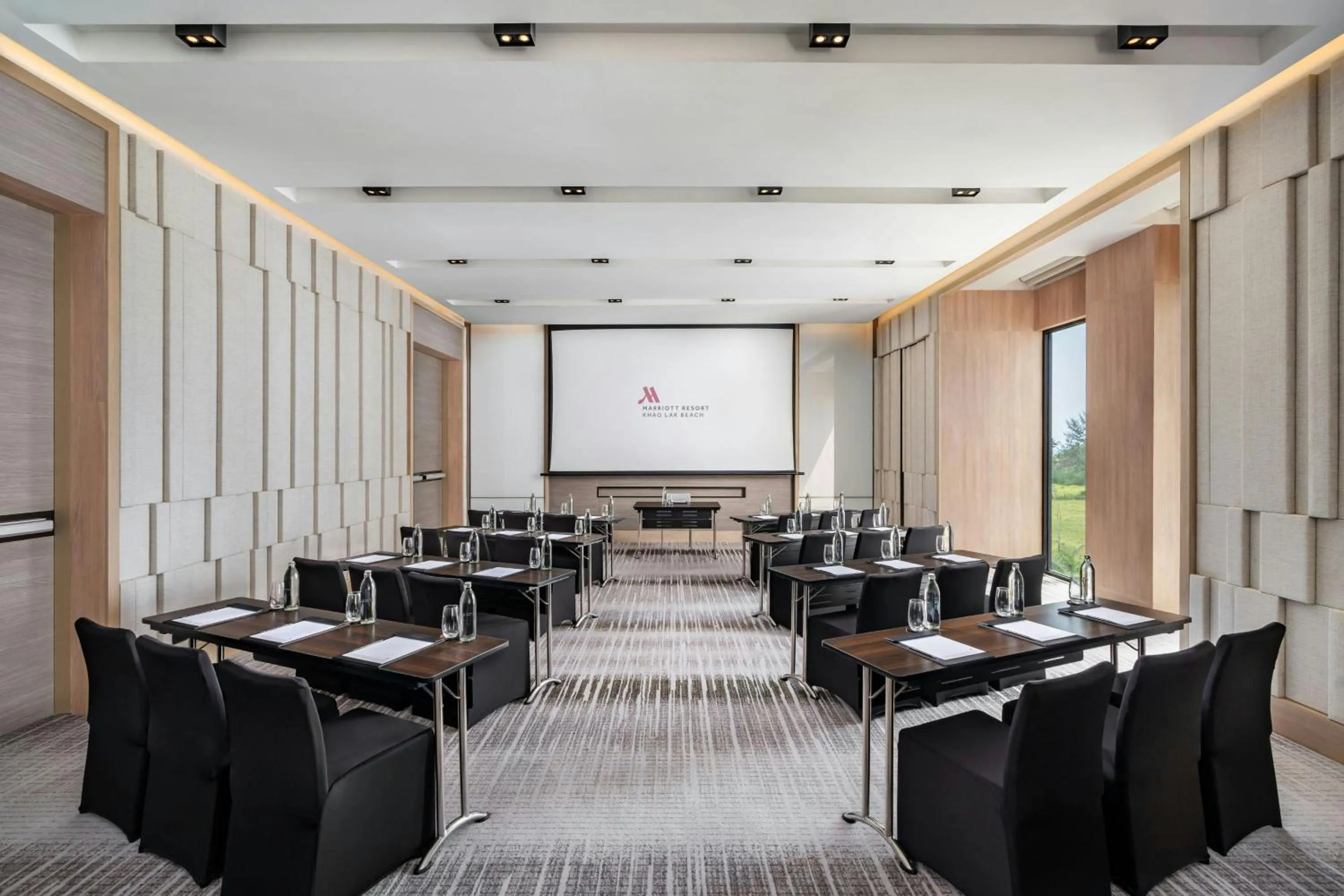 Meeting/conference room in Khao Lak Marriott Beach Resort & Spa