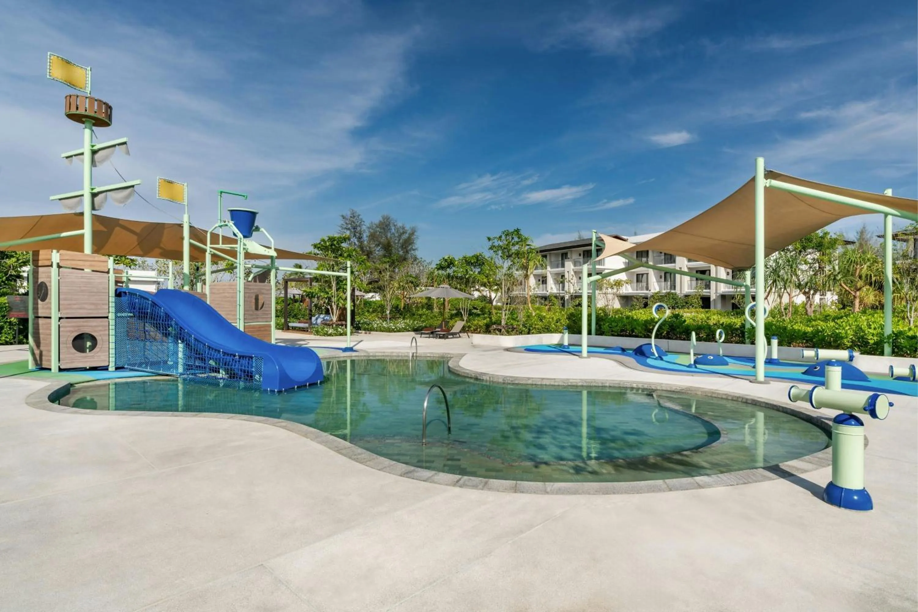 Swimming pool in Khao Lak Marriott Beach Resort & Spa